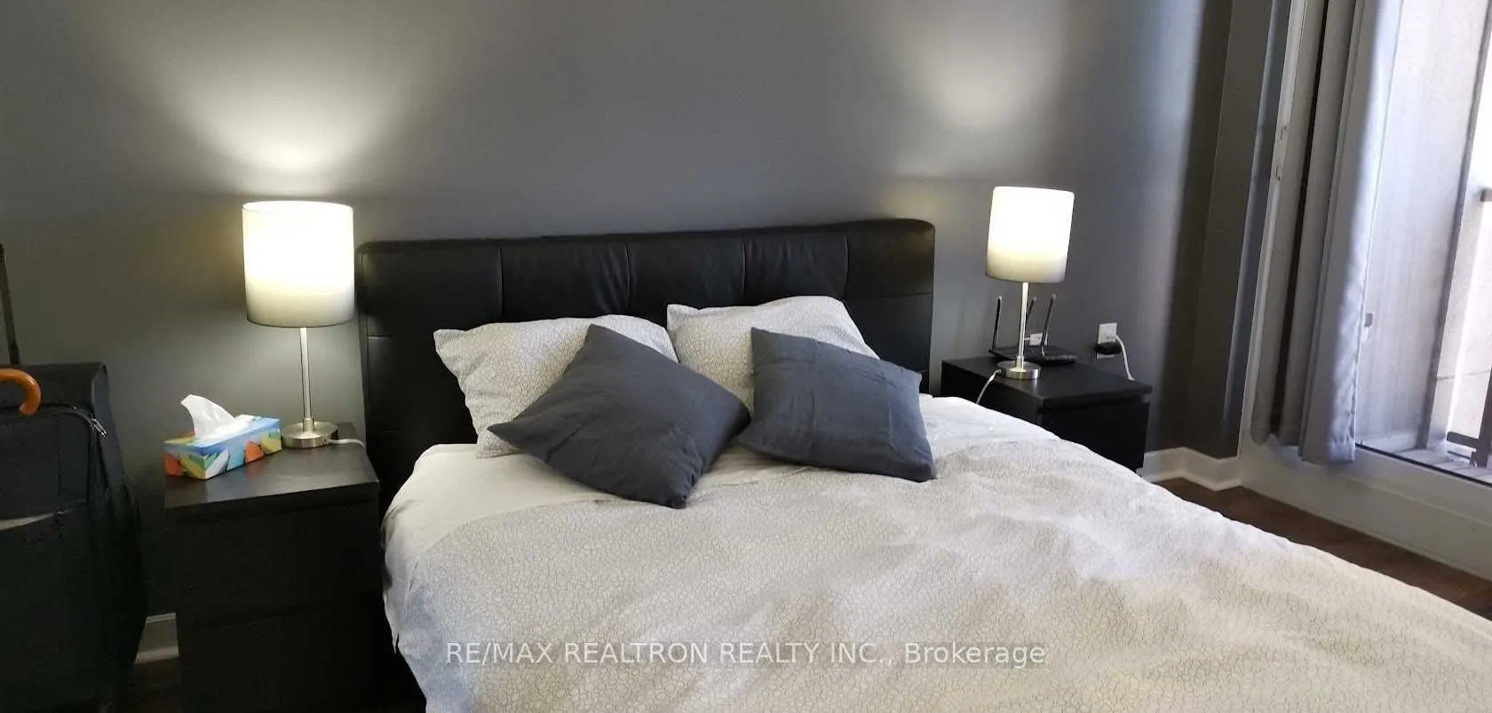85 Bloor Street E, #1603