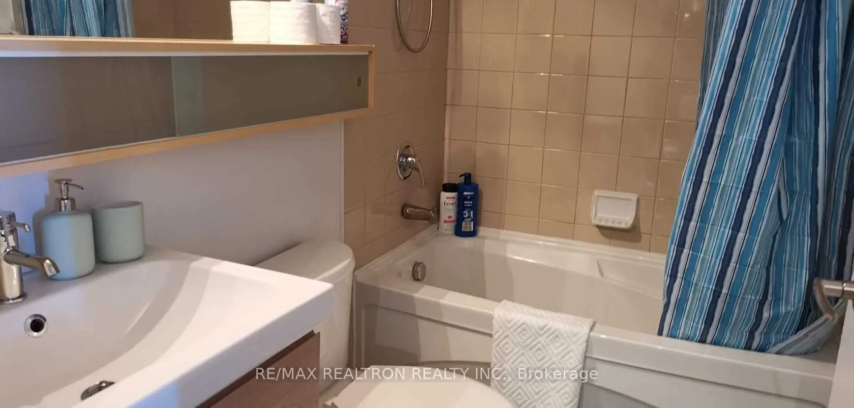 85 Bloor Street E, #1603