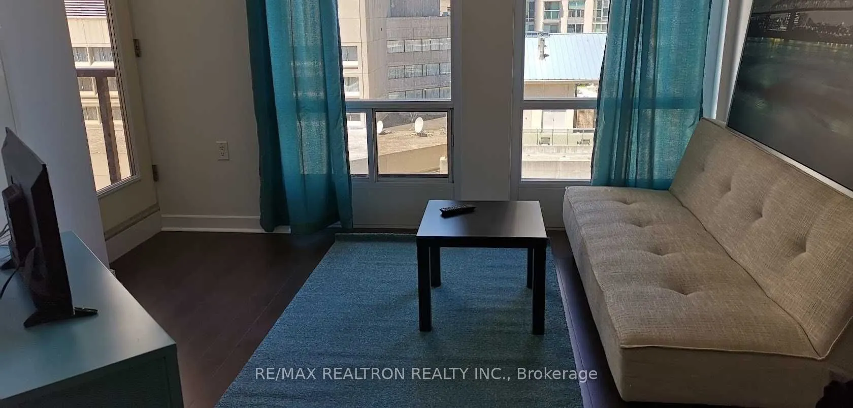 85 Bloor Street E, #1603