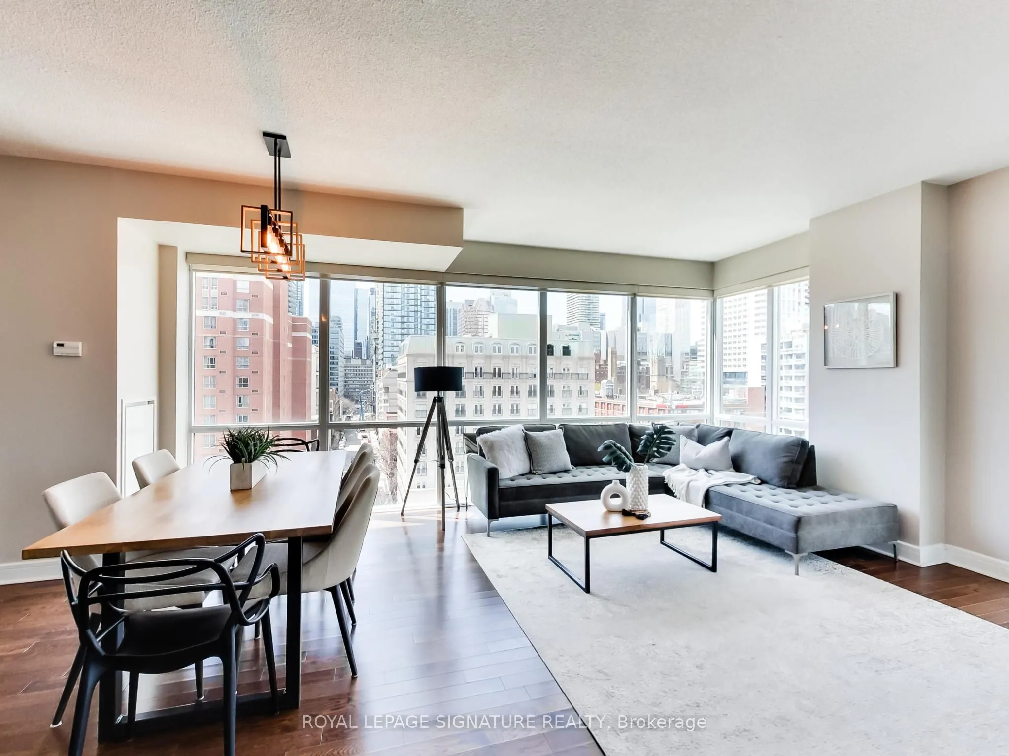 116 George Street, #905