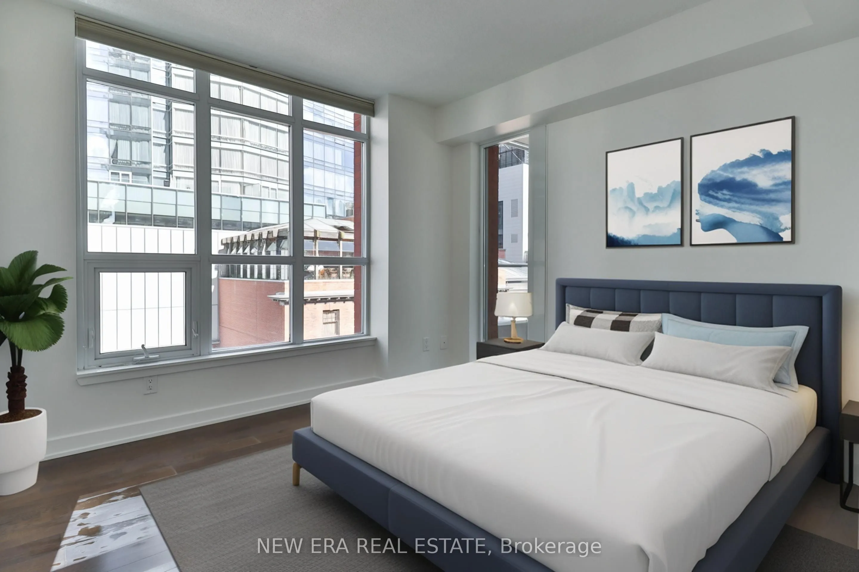 126 Simcoe Street, #411