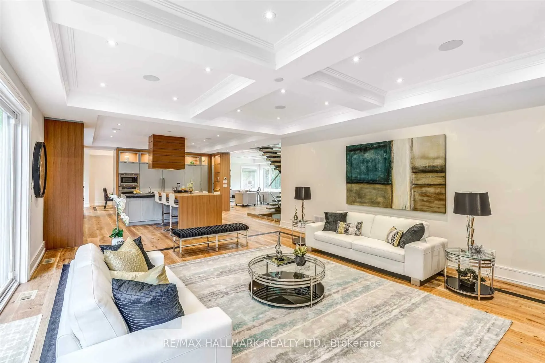 31 Timberlane Drive