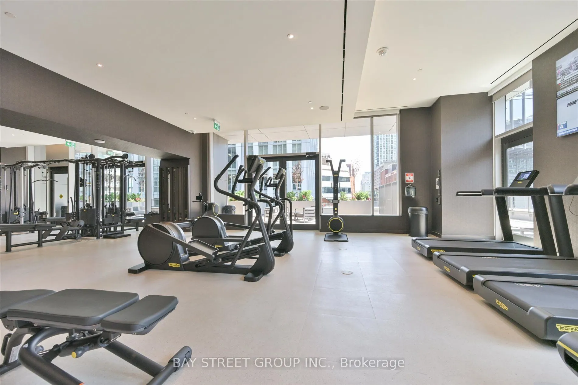 11 Yorkville Avenue, #1712