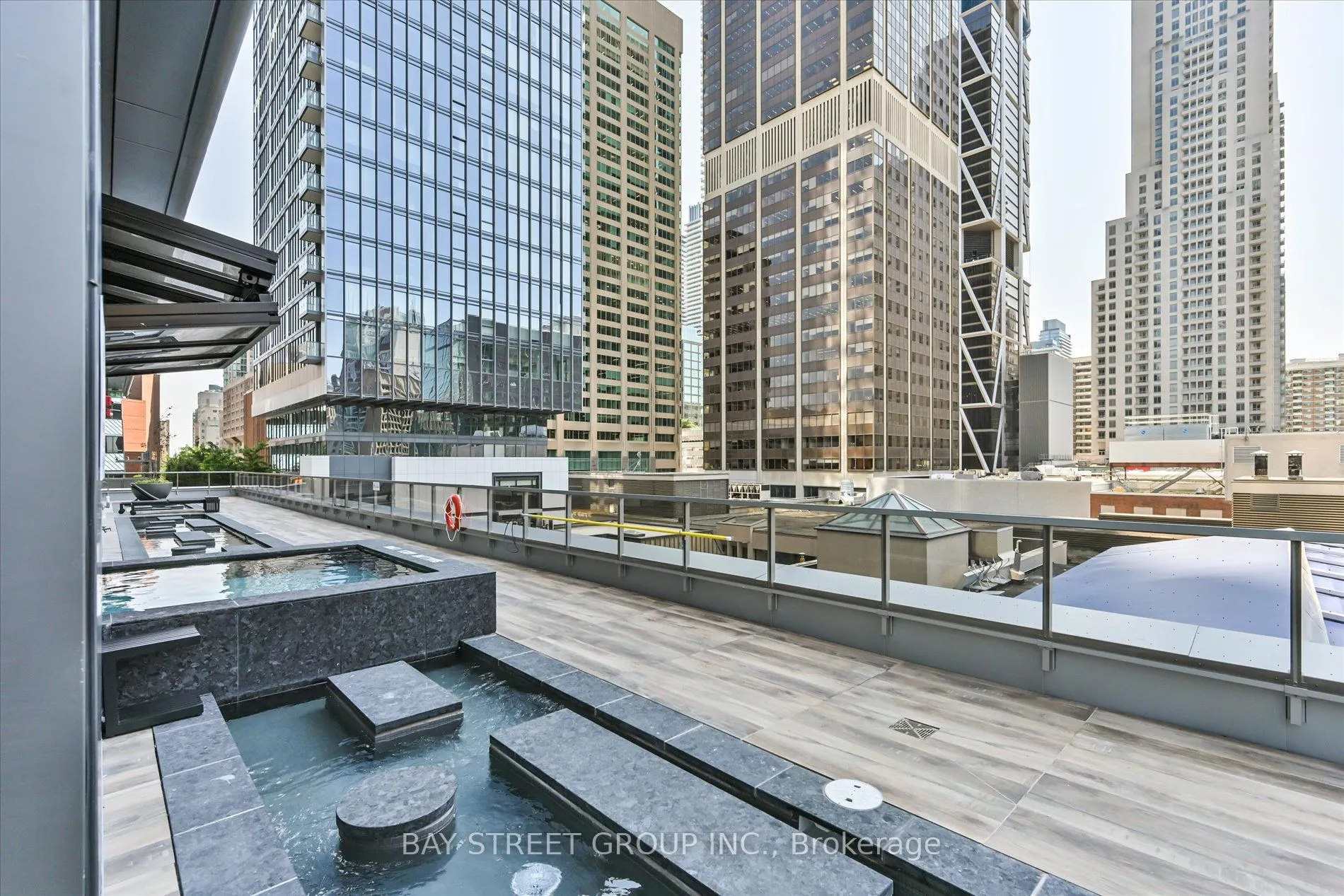 11 Yorkville Avenue, #1712