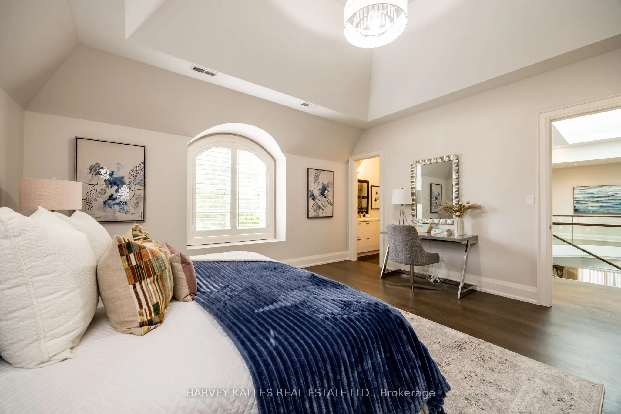 14 Sulgrave Crescent