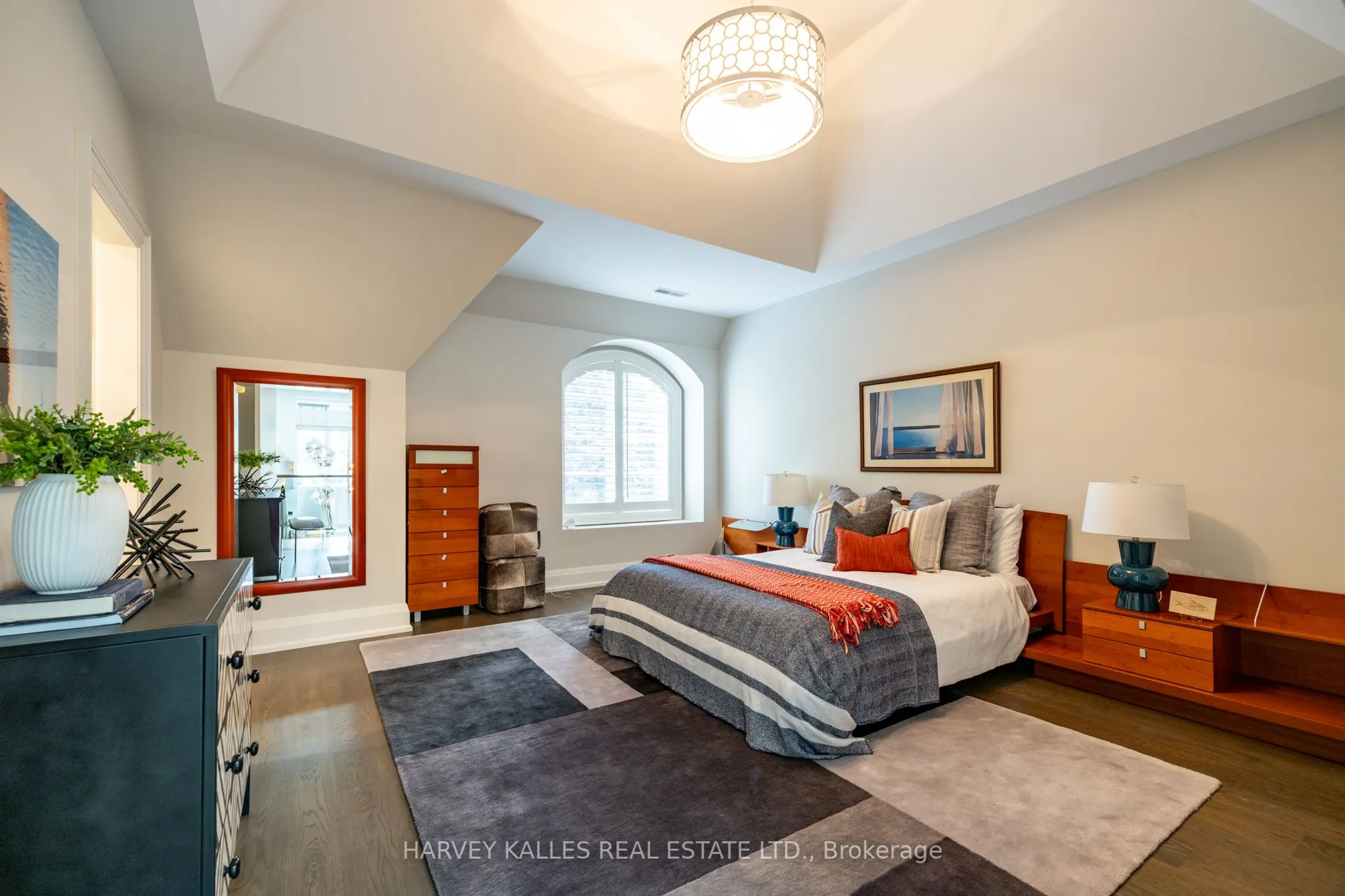 14 Sulgrave Crescent