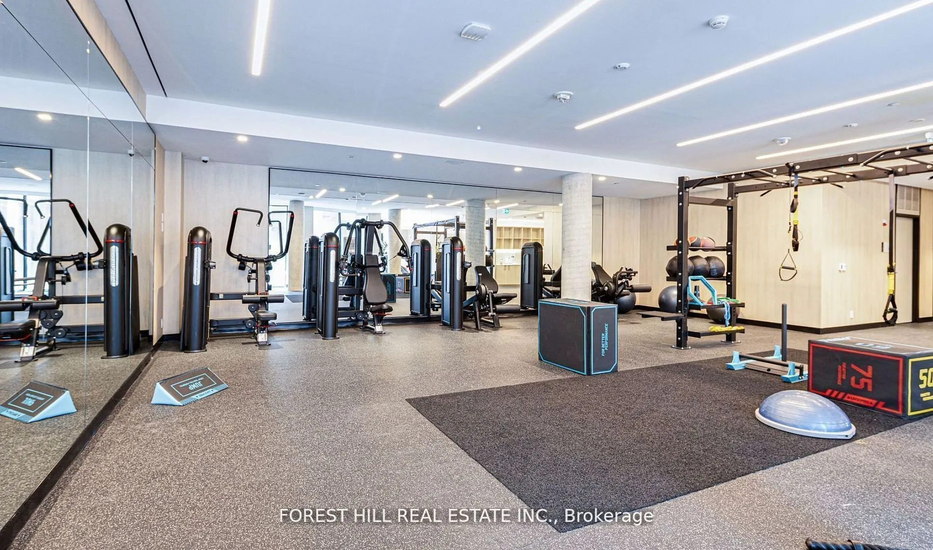 2020 Bathurst Street, #PH17