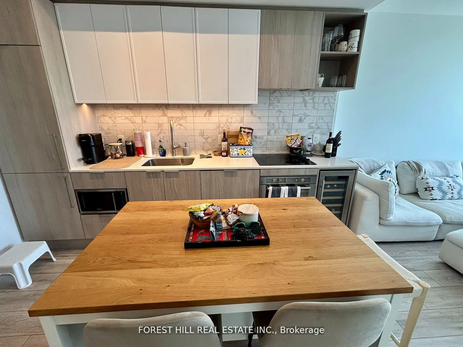 2020 Bathurst Street, #PH17
