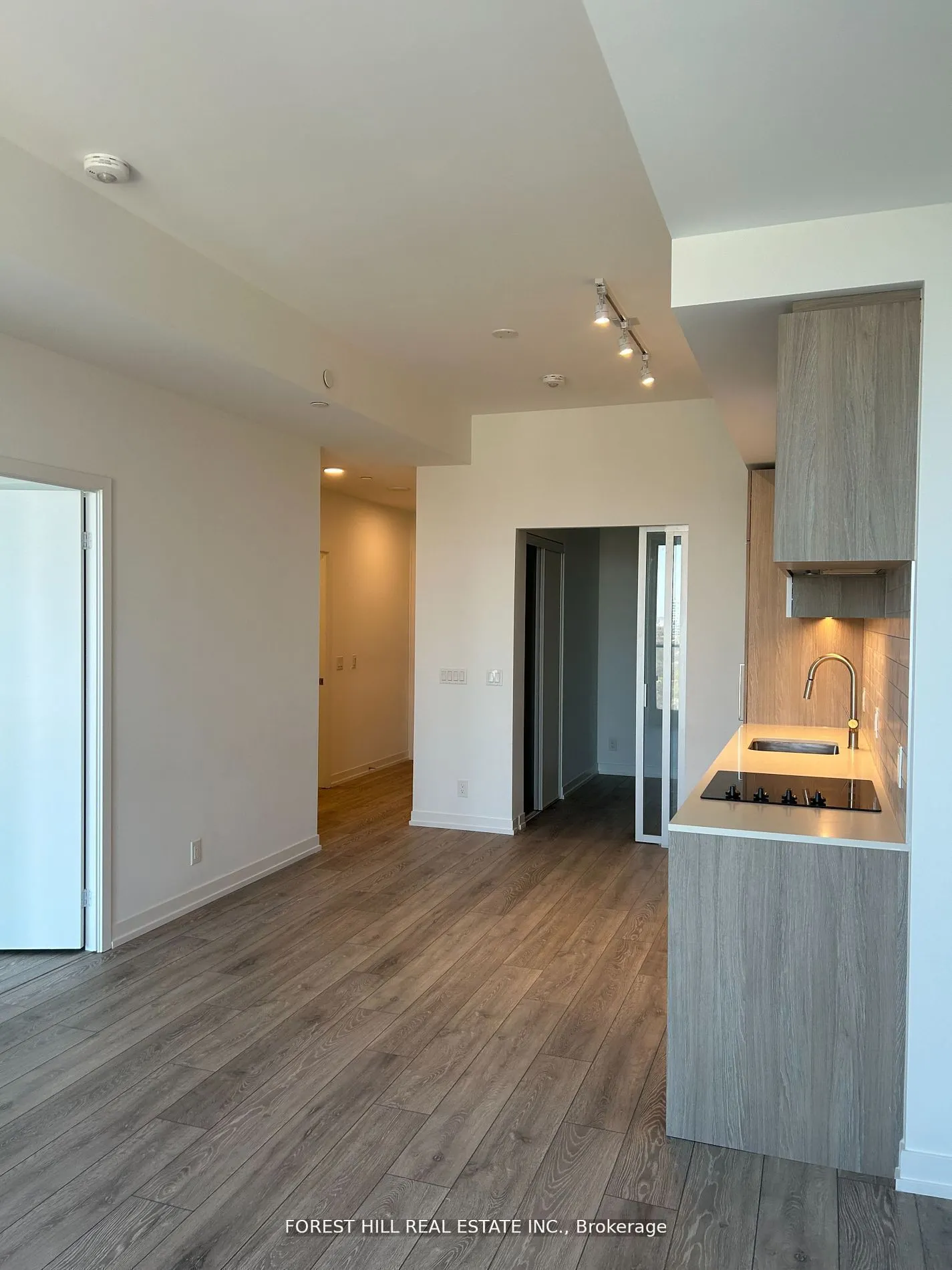 2020 Bathurst Street, #PH17