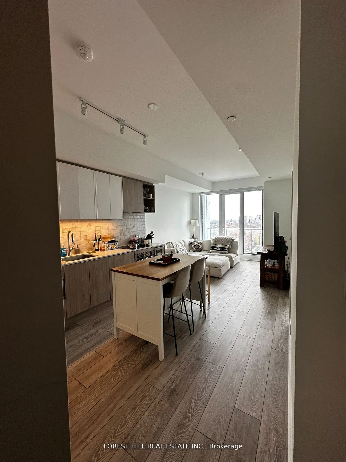 2020 Bathurst Street, #PH17