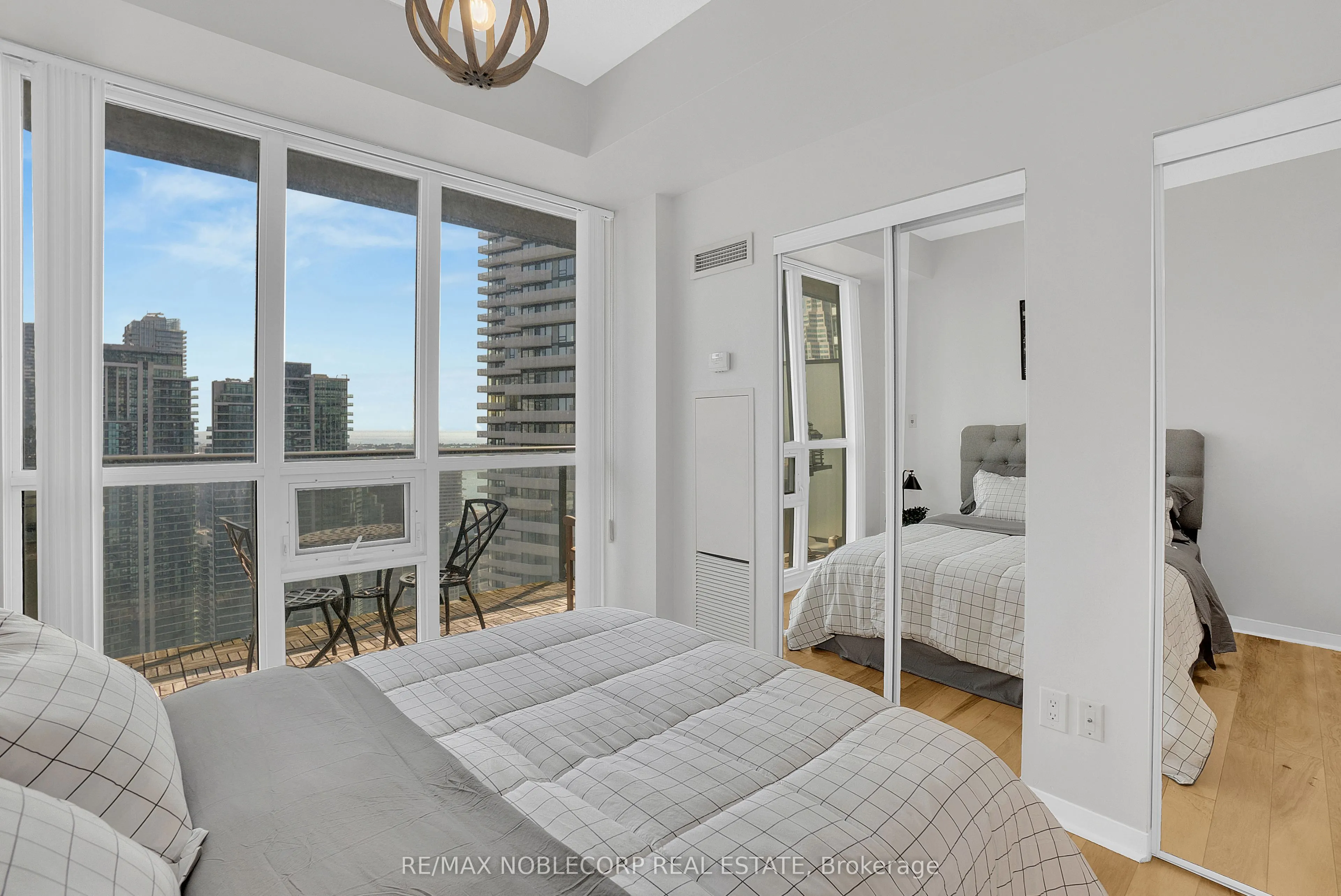 55 Bremner Boulevard, #4407