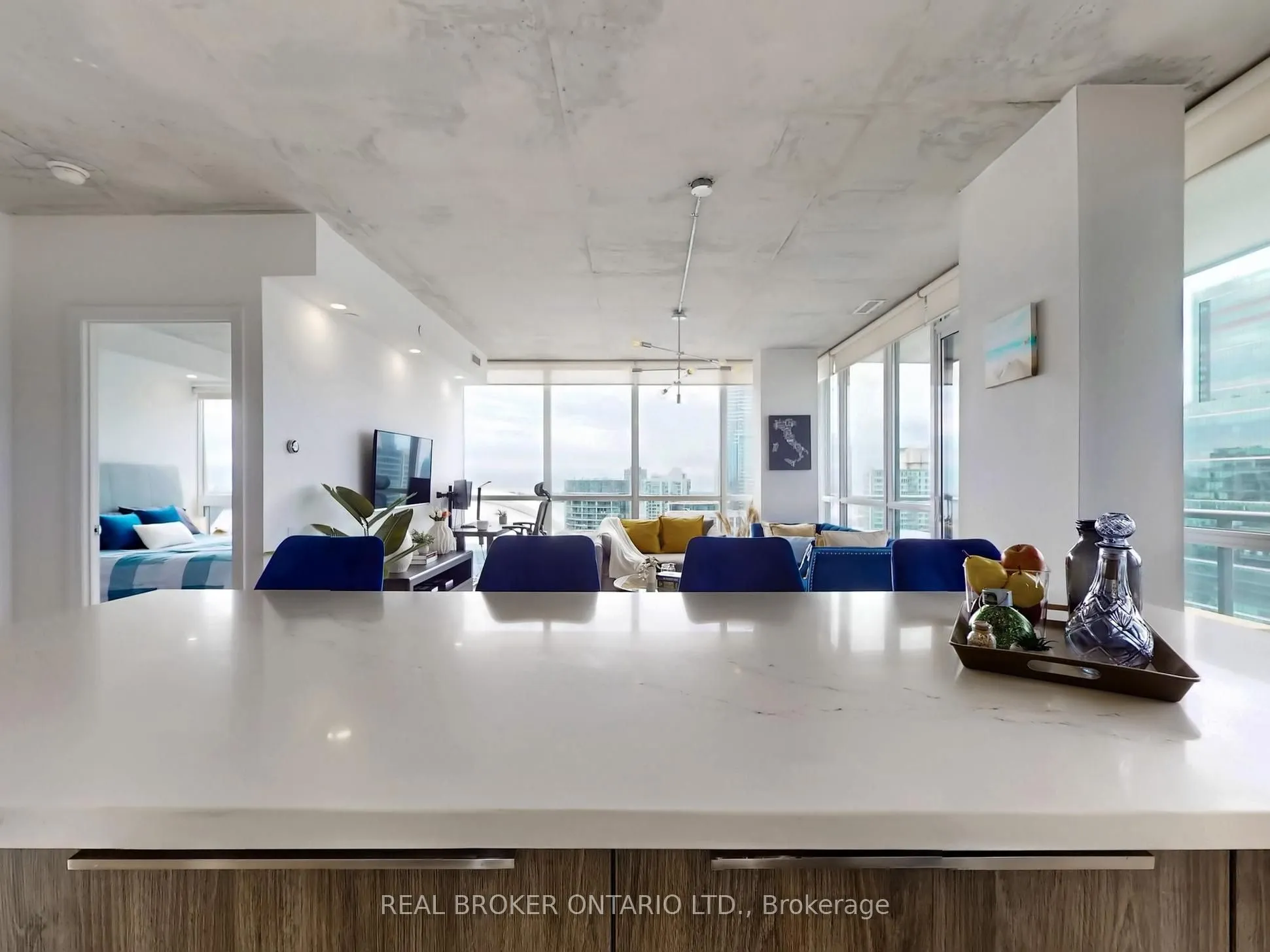 88 Blue Jays Way, #3008