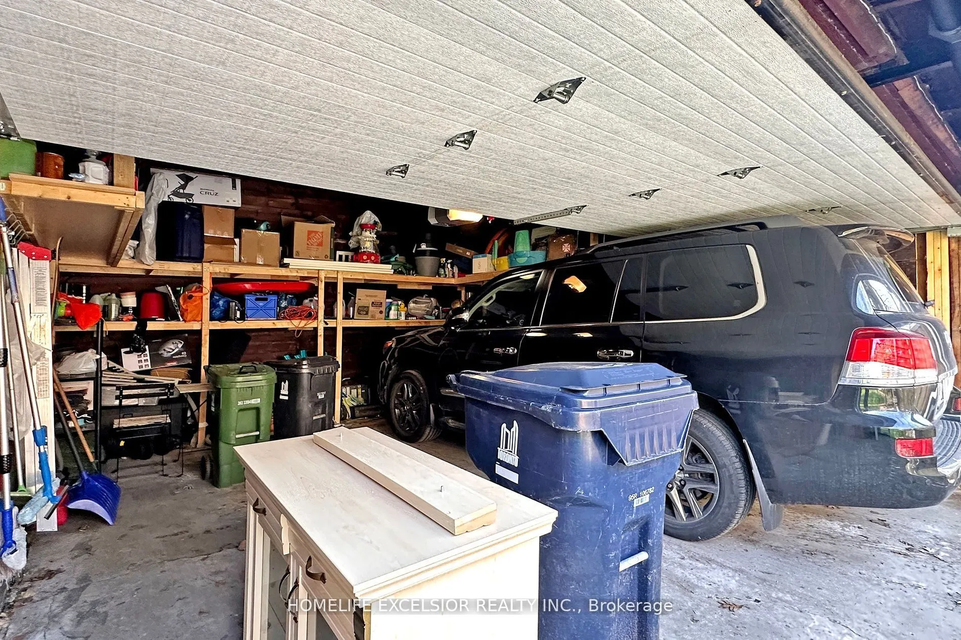 33 Braemar Avenue