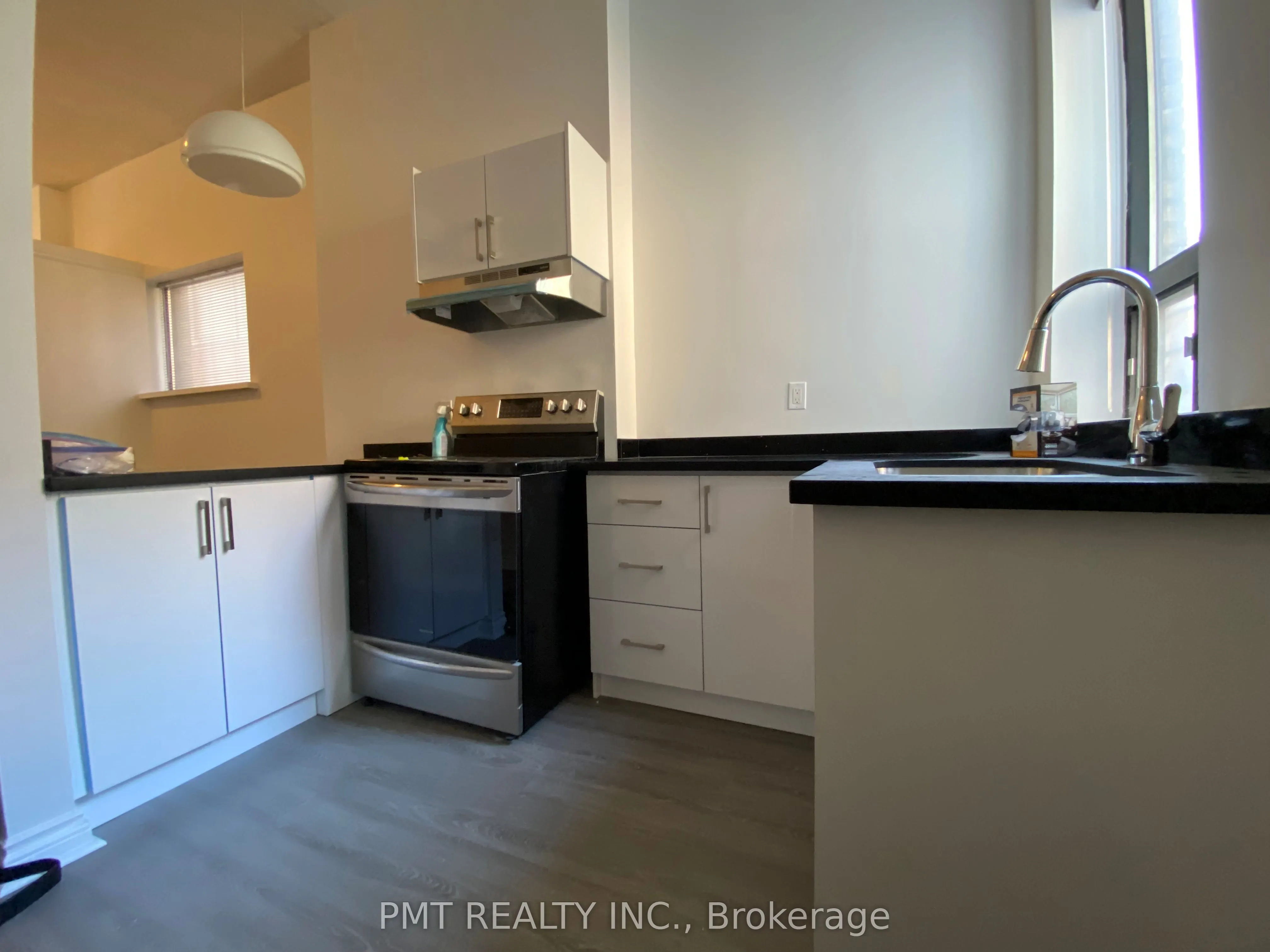 202 Gerrard Street E, #1