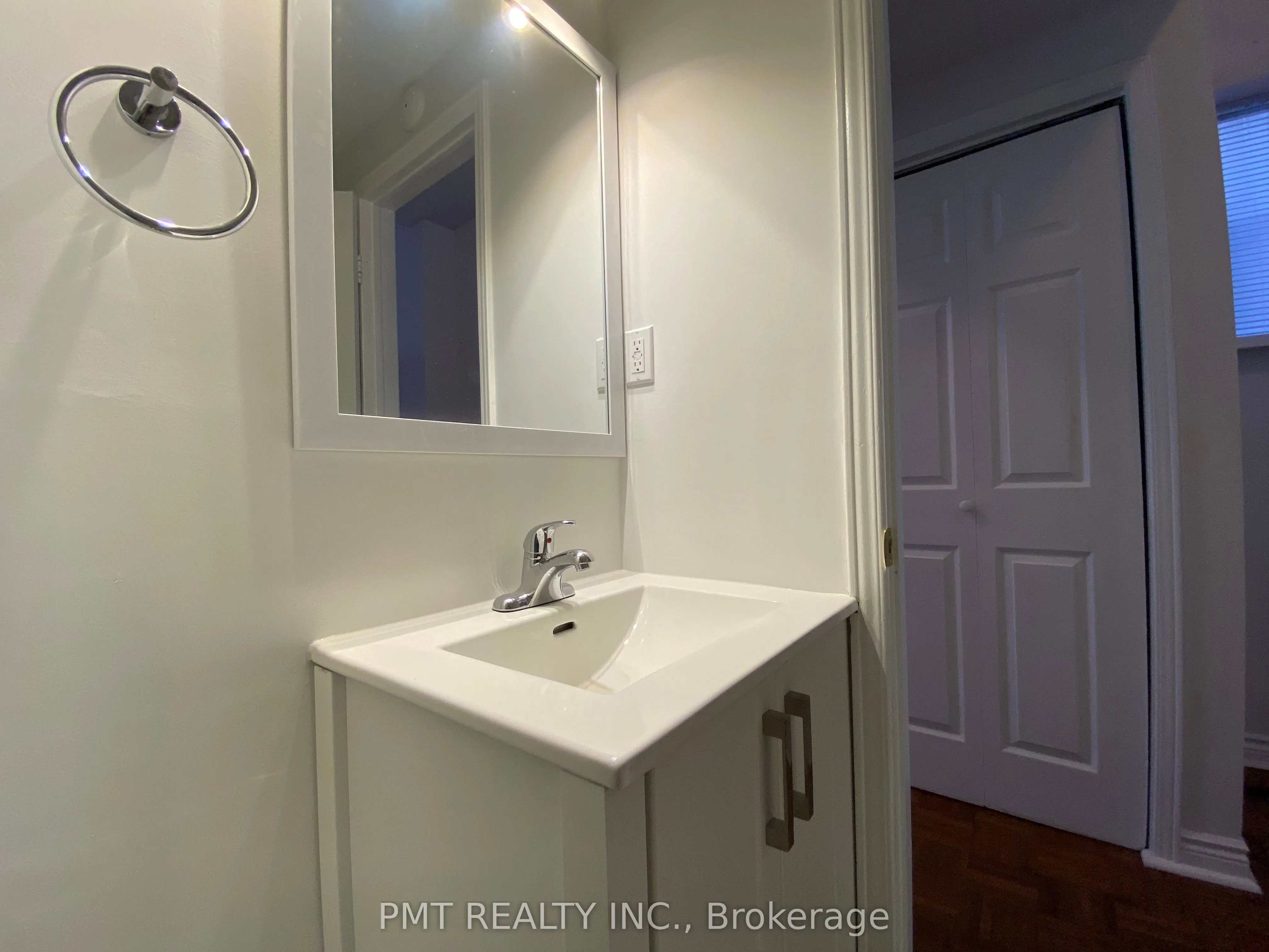 202 Gerrard Street E, #1