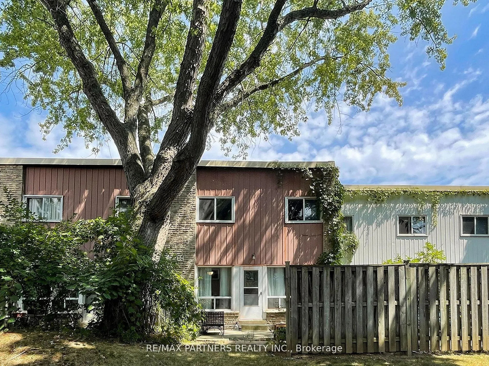 46 Woody Vine Way, #250