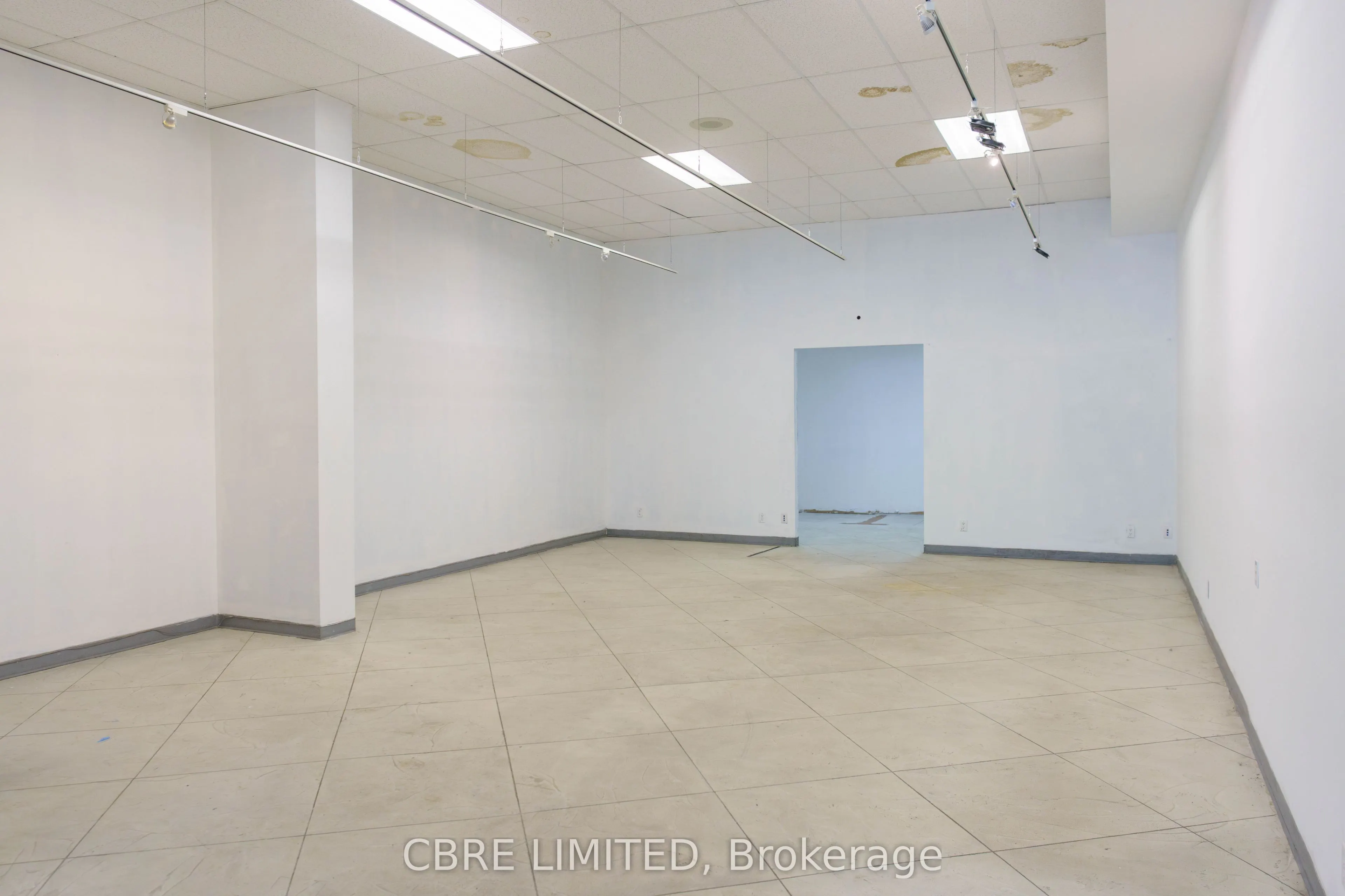 1541* Bayview Avenue, #Unit B