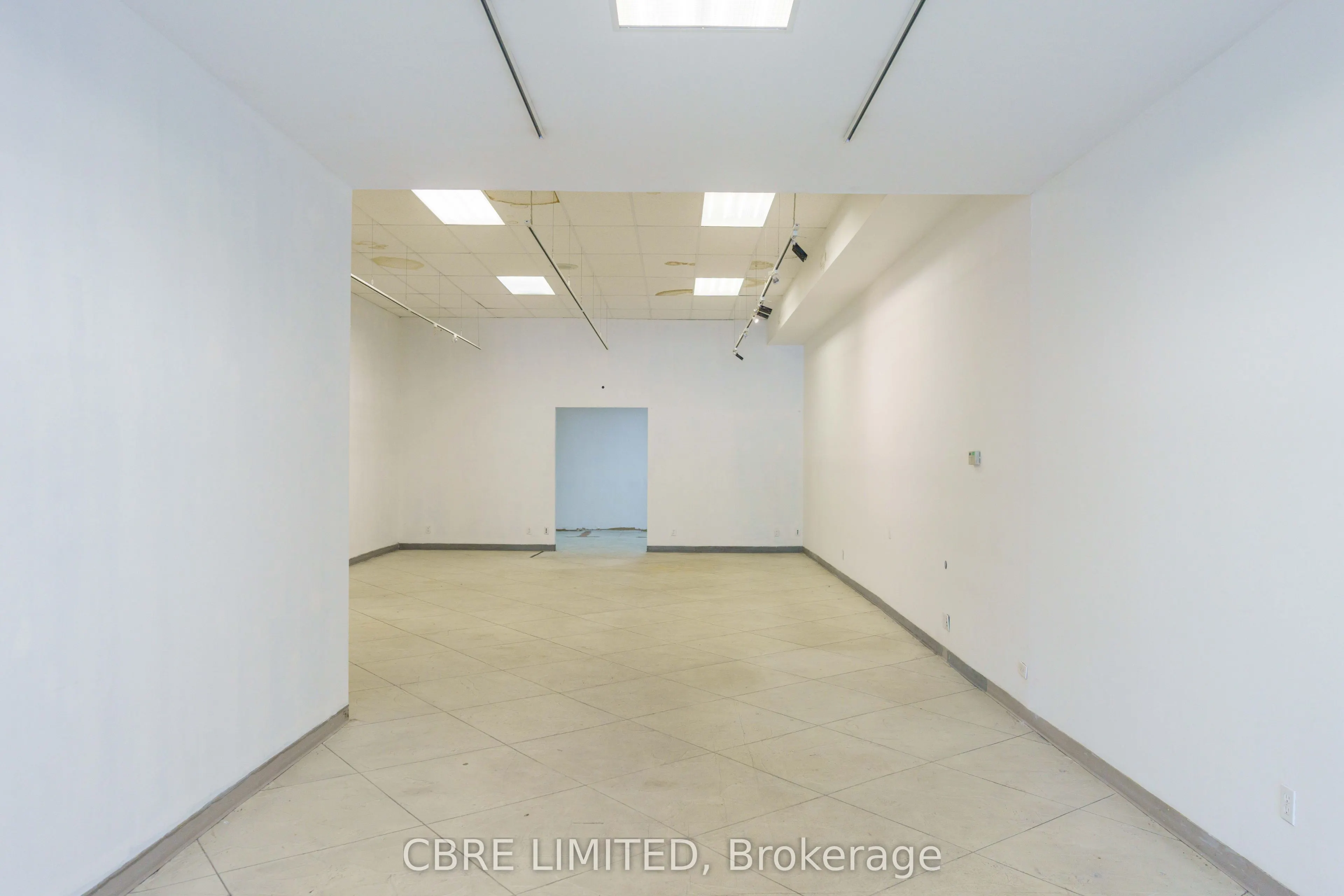 1541* Bayview Avenue, #Unit B