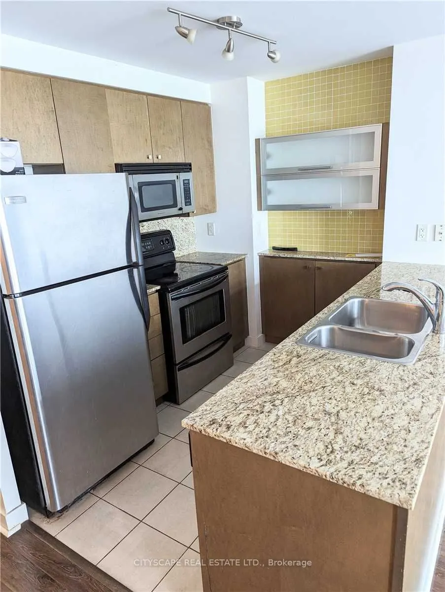 11 Brunel Court, #5508