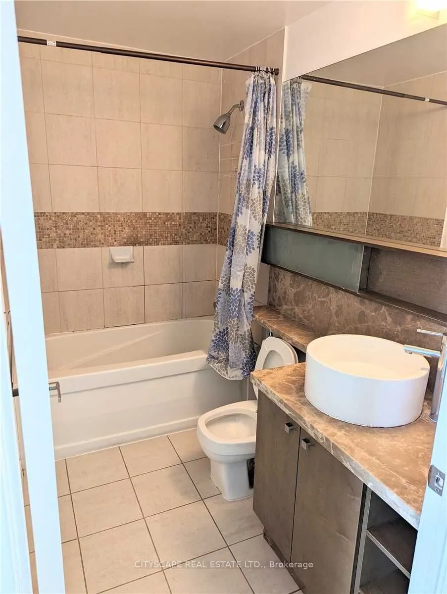 11 Brunel Court, #5508