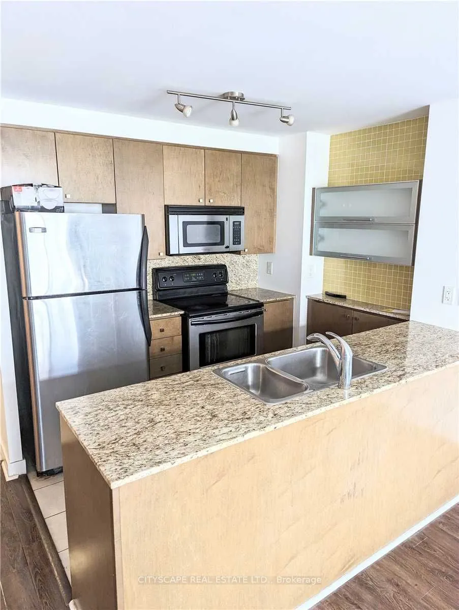 11 Brunel Court, #5508
