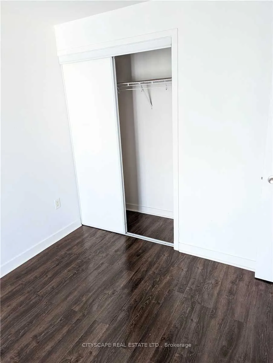 11 Brunel Court, #5508
