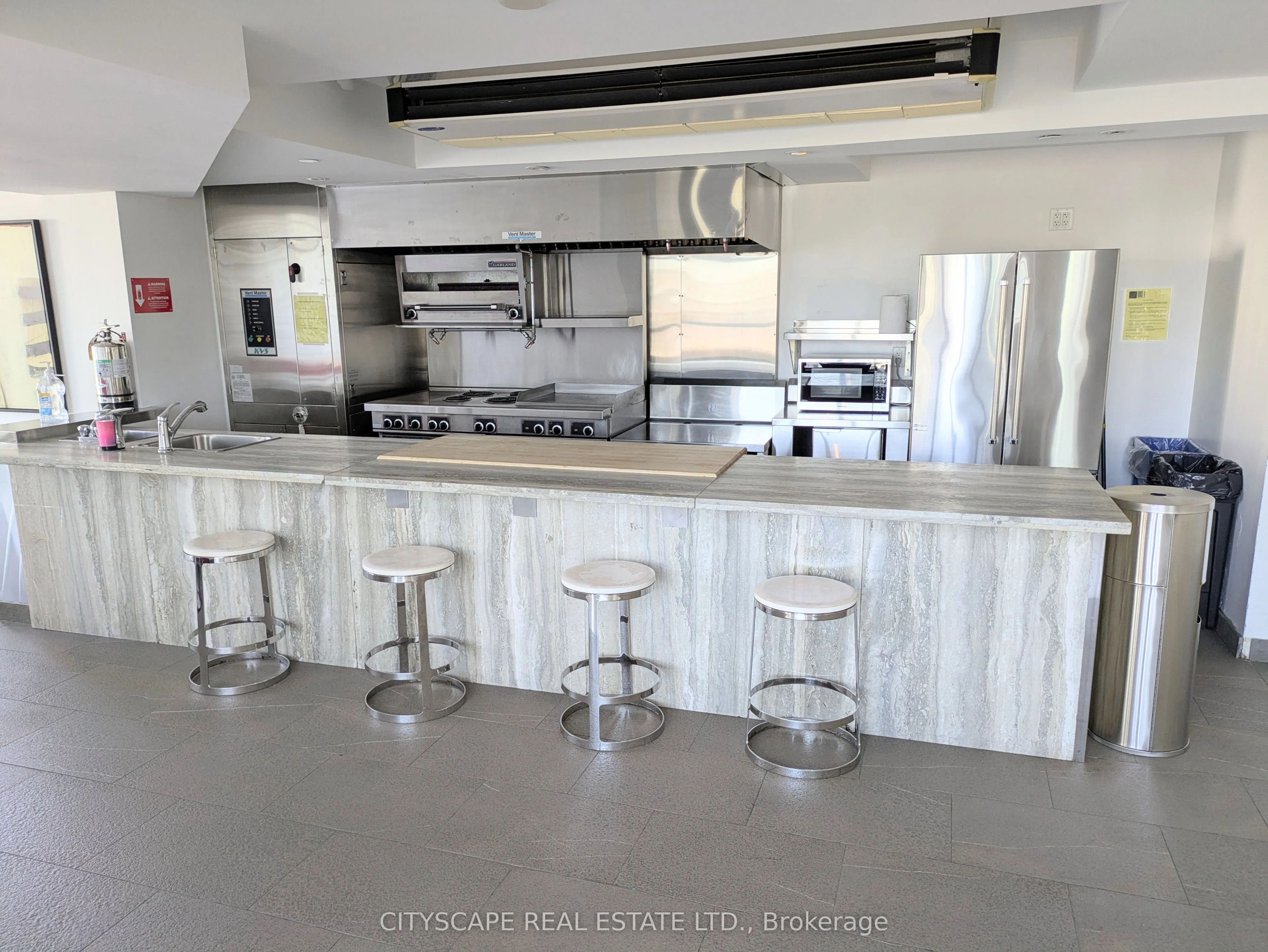 11 Brunel Court, #5508