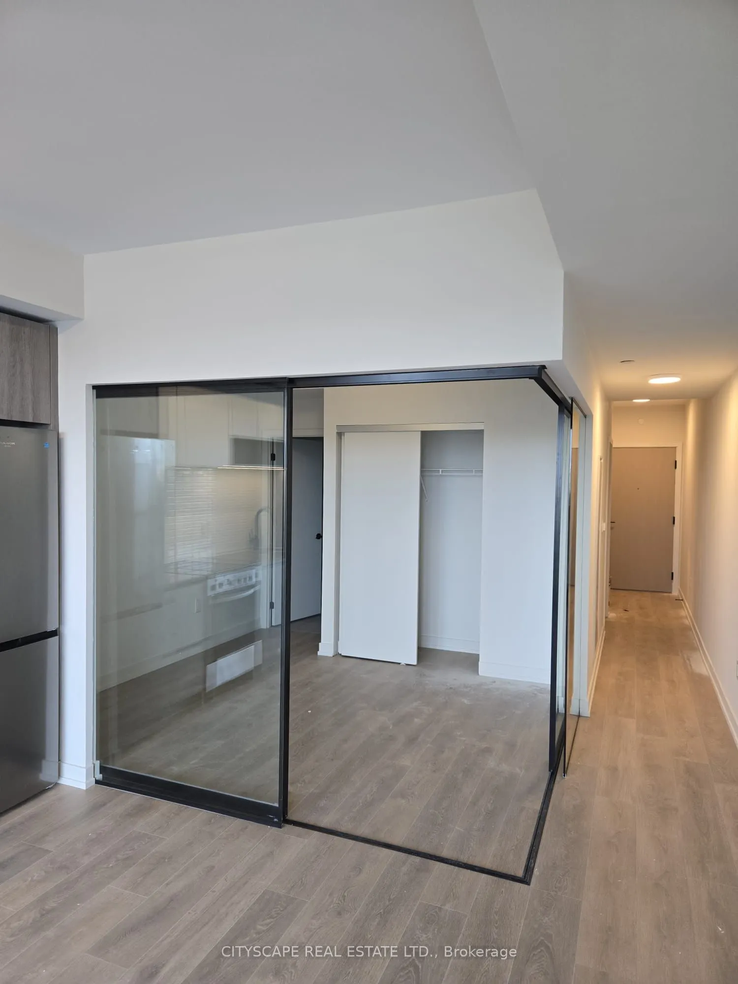 181 Sterling Road, #1015