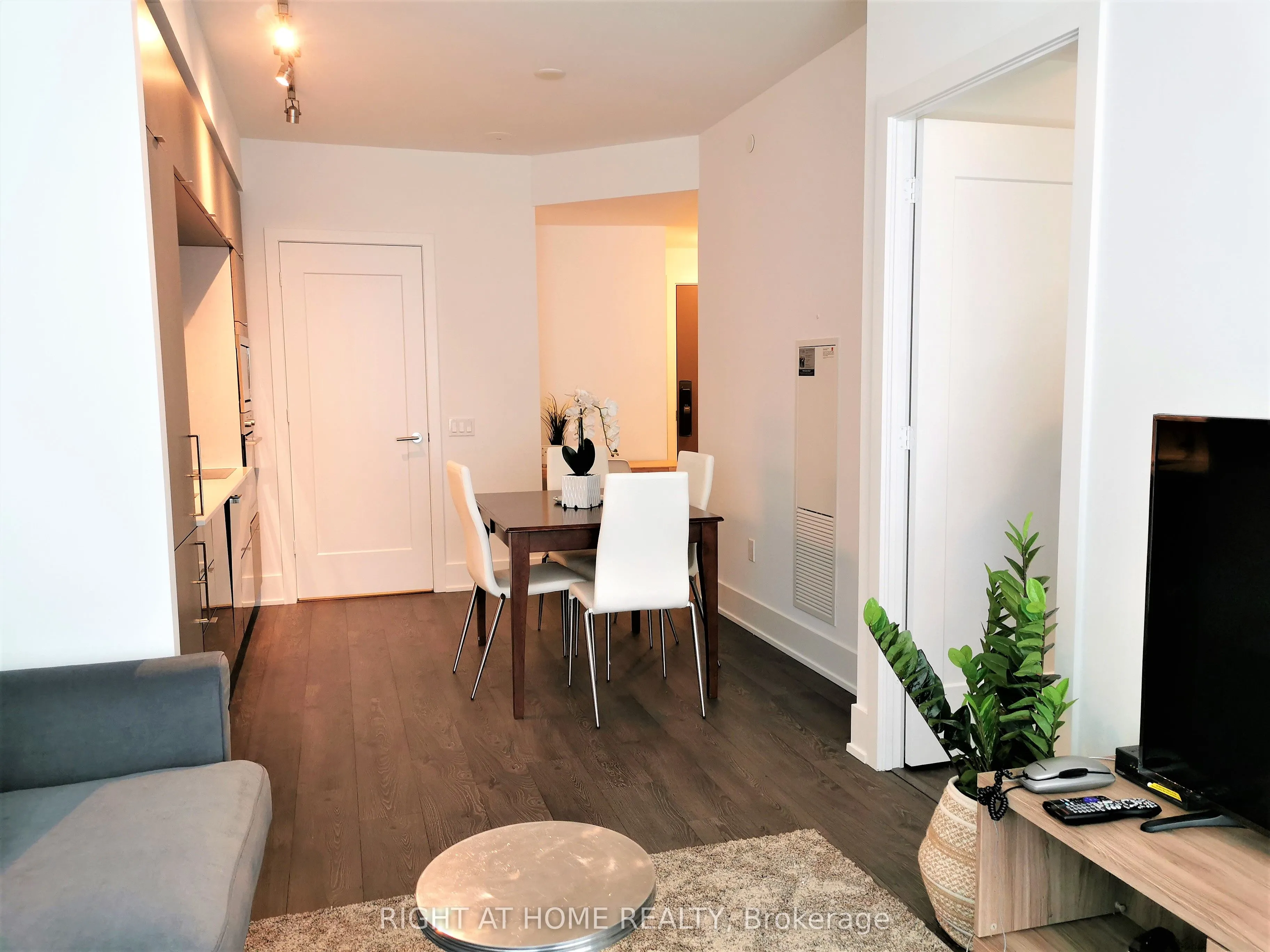 10 York Street, #4313