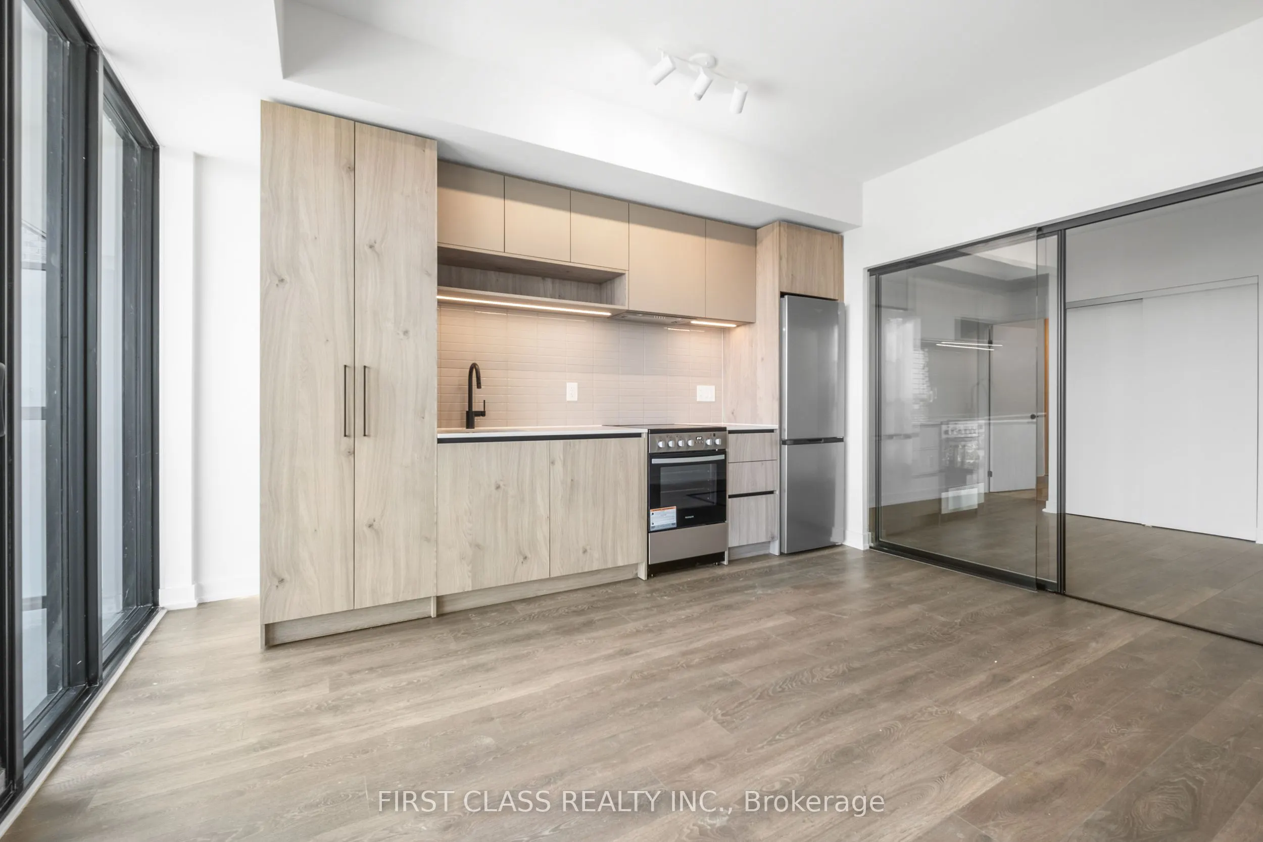 181 Sterling Road, #1215