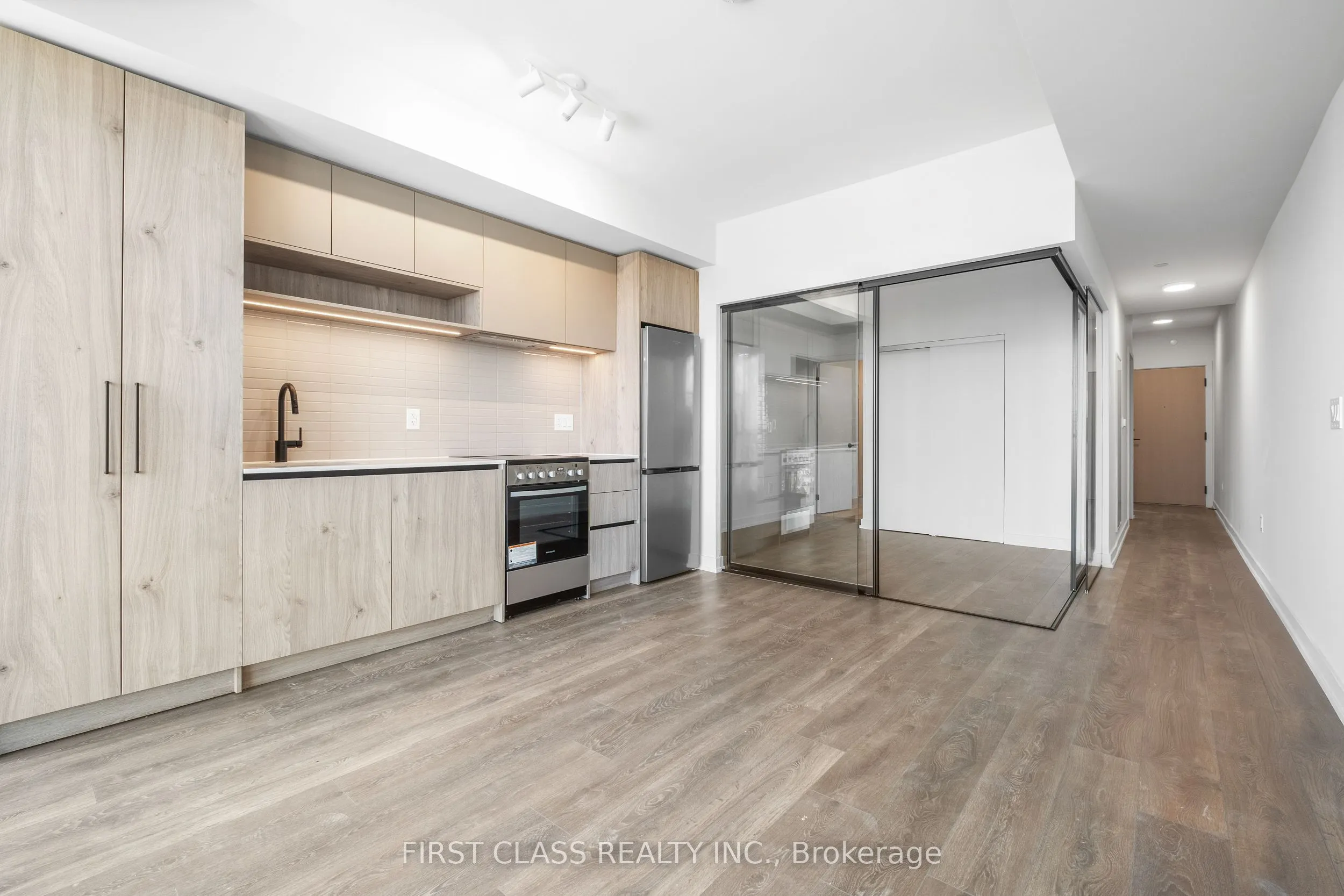 181 Sterling Road, #1215