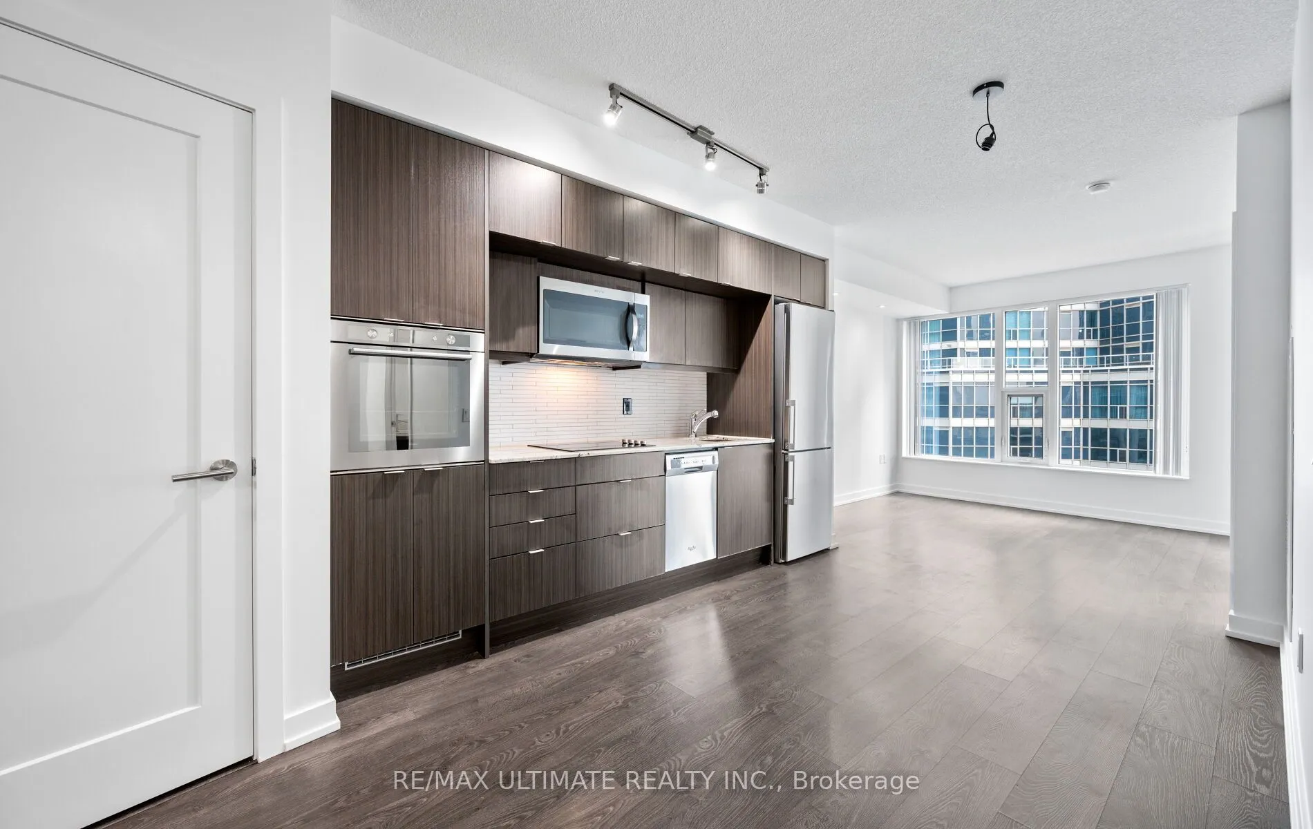 10 York Street, #1407