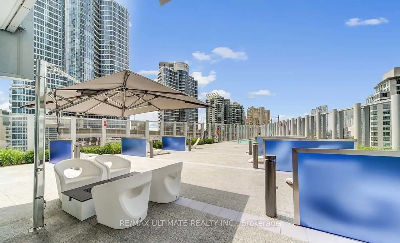 10 York Street, #1407
