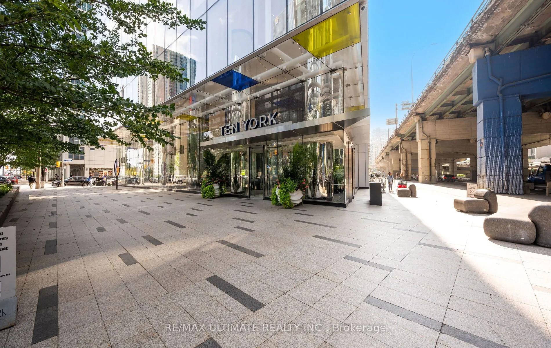 10 York Street, #1407