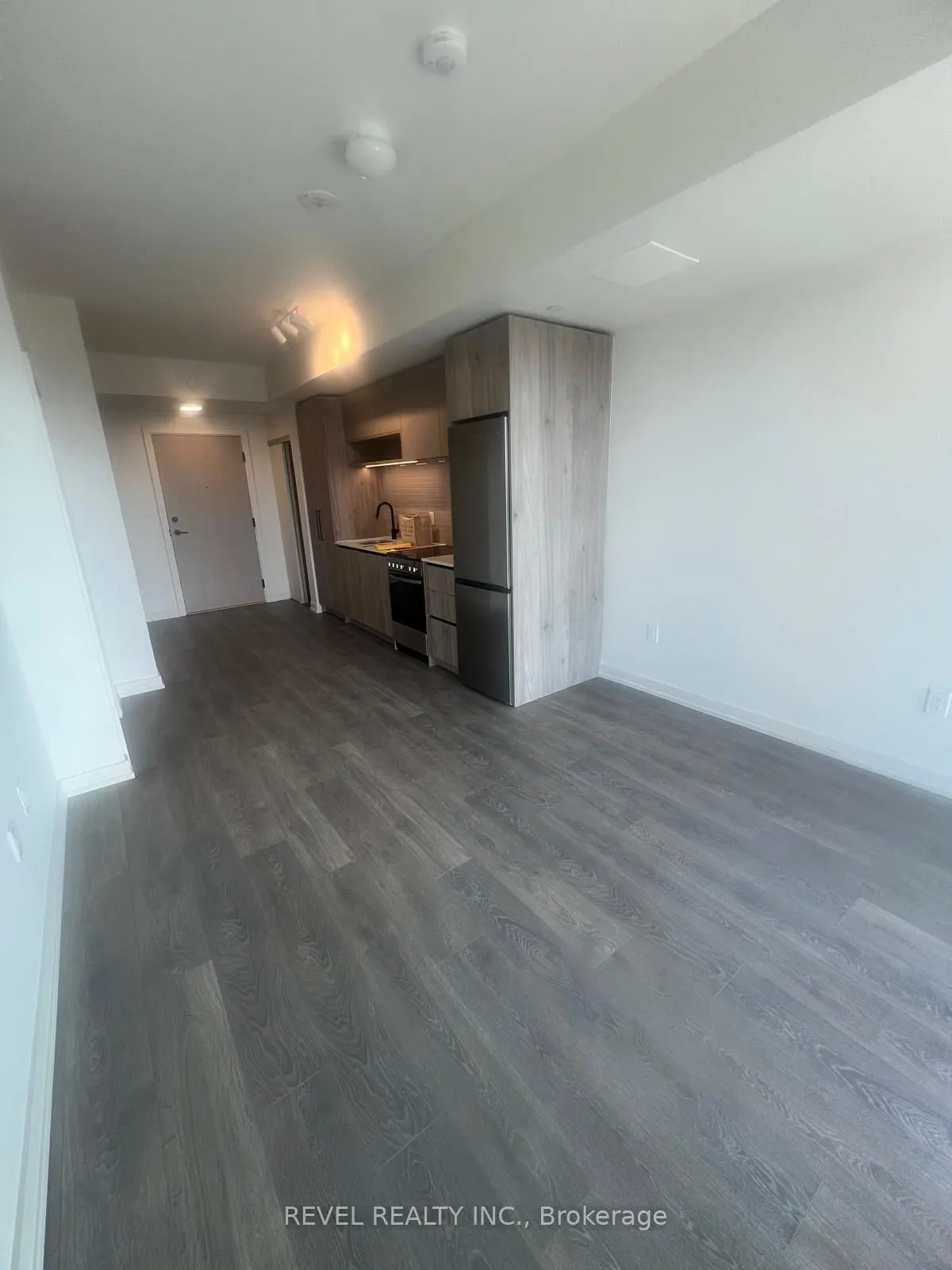 181 Sterling Road, #604