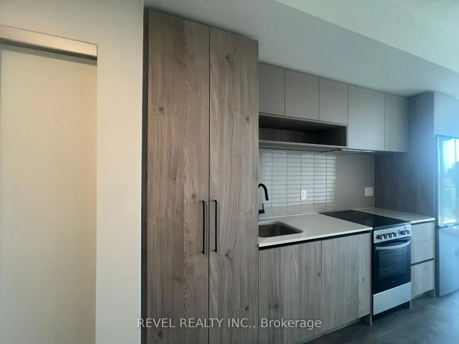 181 Sterling Road, #604