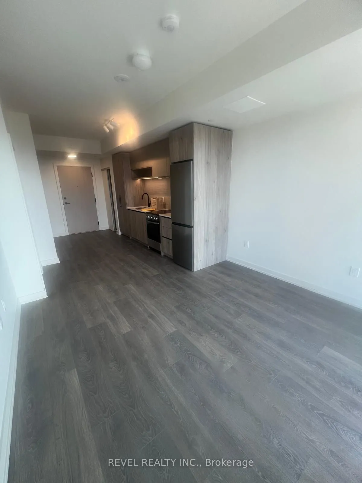 181 Sterling Road, #604