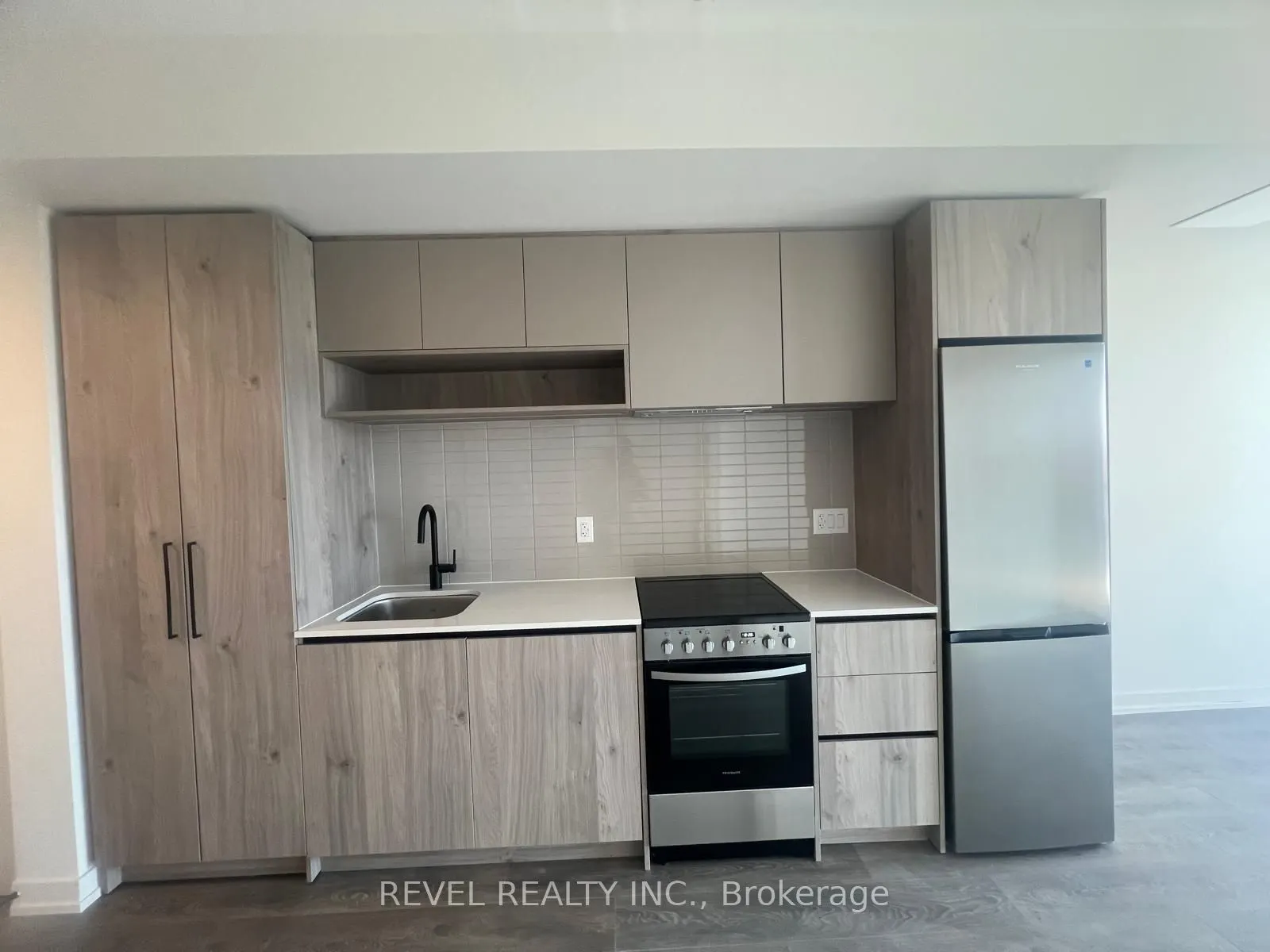181 Sterling Road, #604