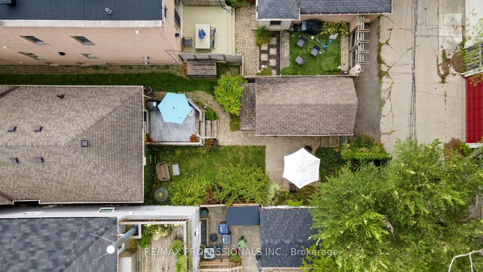 212 Douglas Avenue