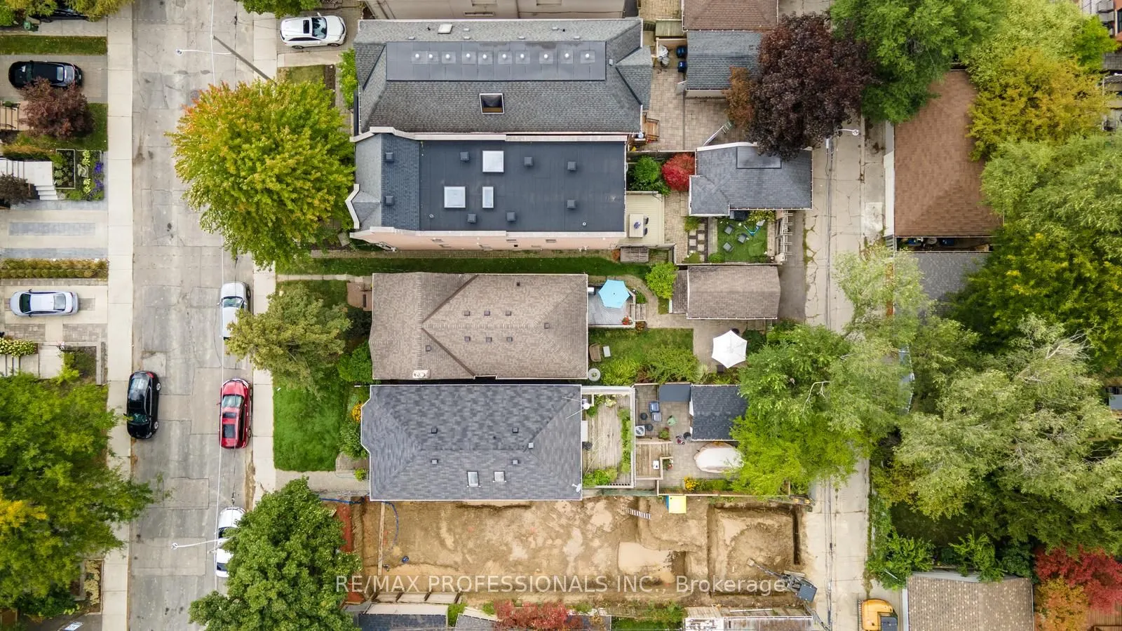 212 Douglas Avenue