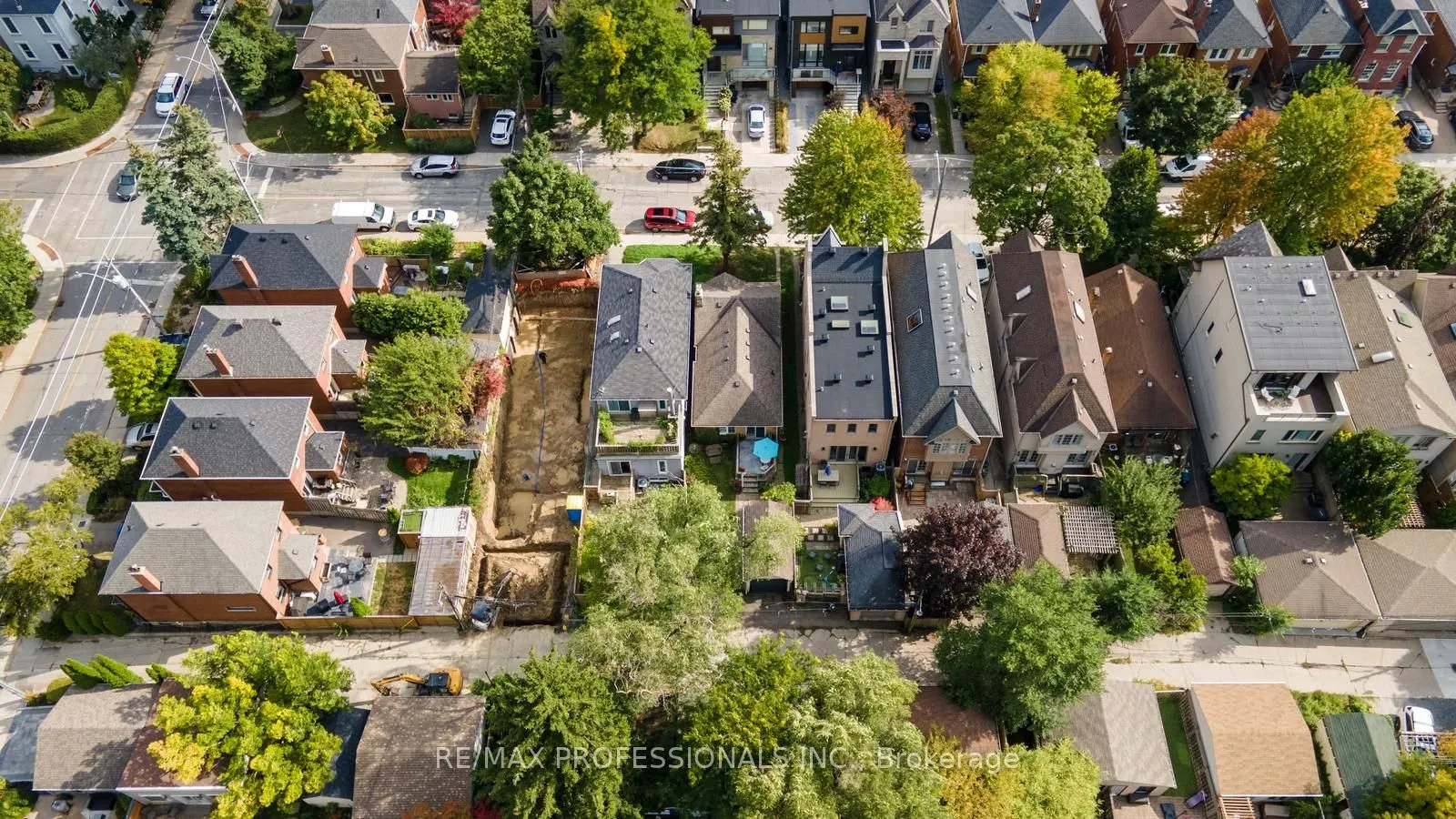 212 Douglas Avenue