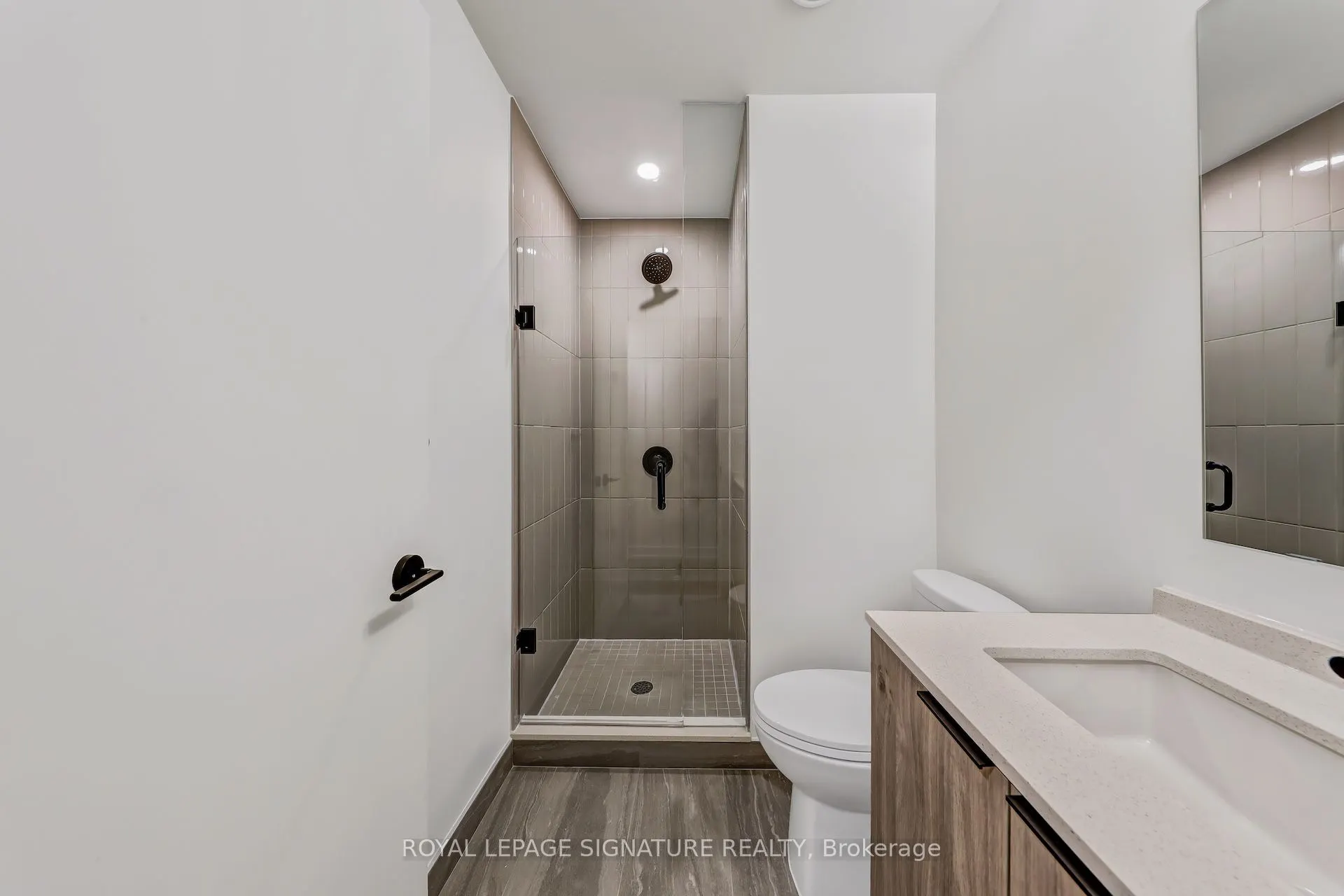 181 Sterling Road, #921