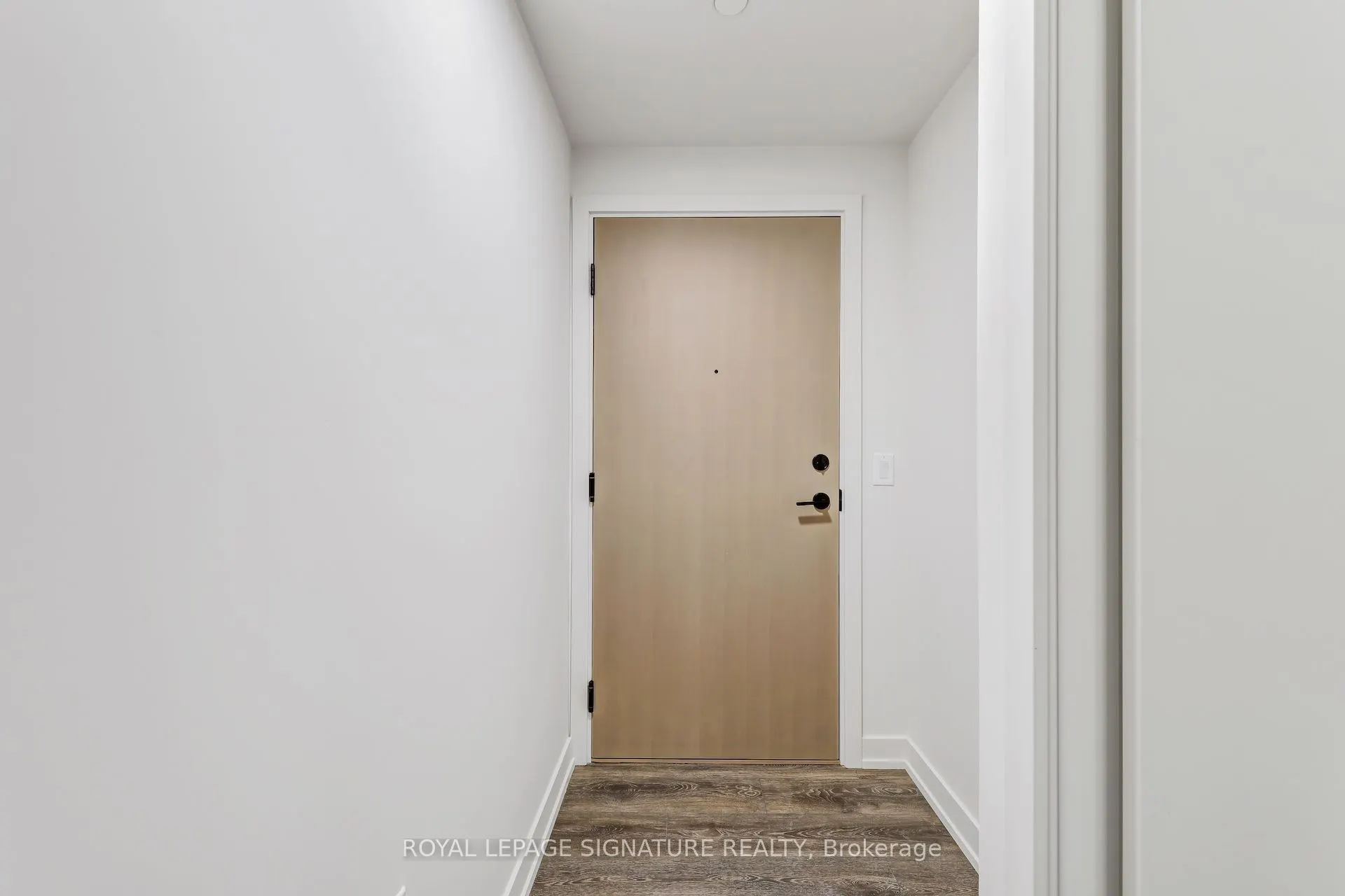 181 Sterling Road, #921