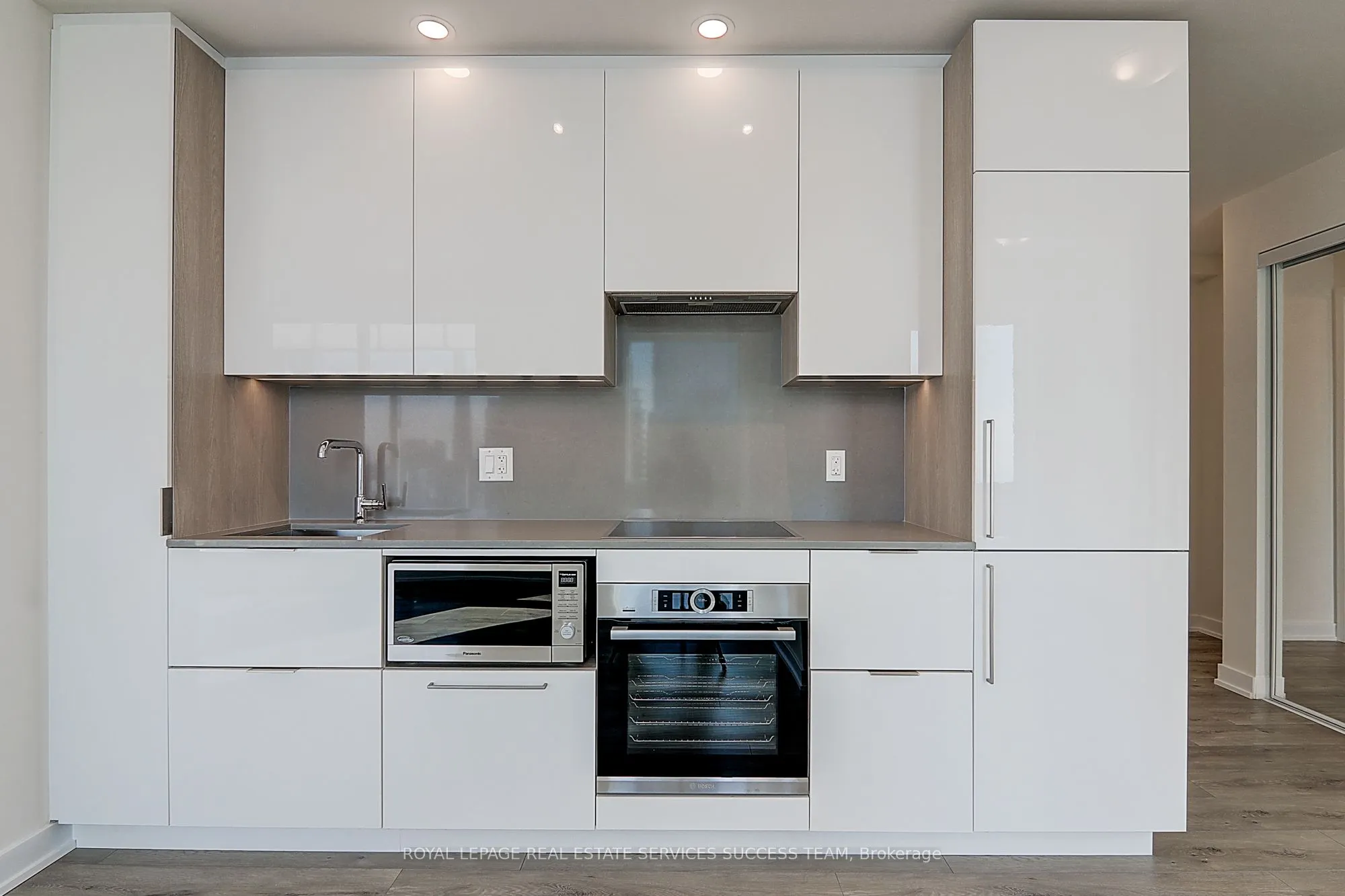 28 Freeland Street, #5204