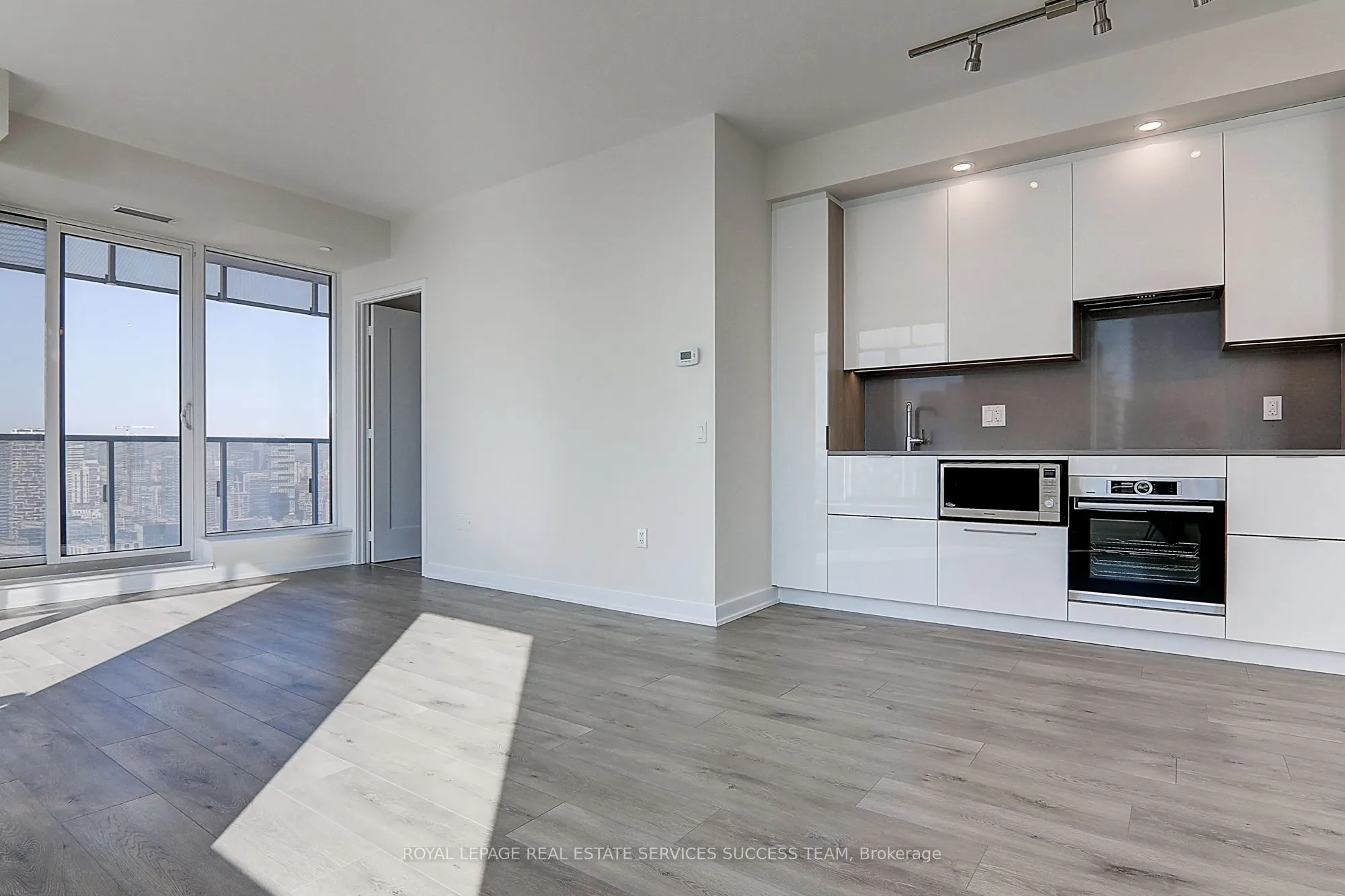 28 Freeland Street, #5204