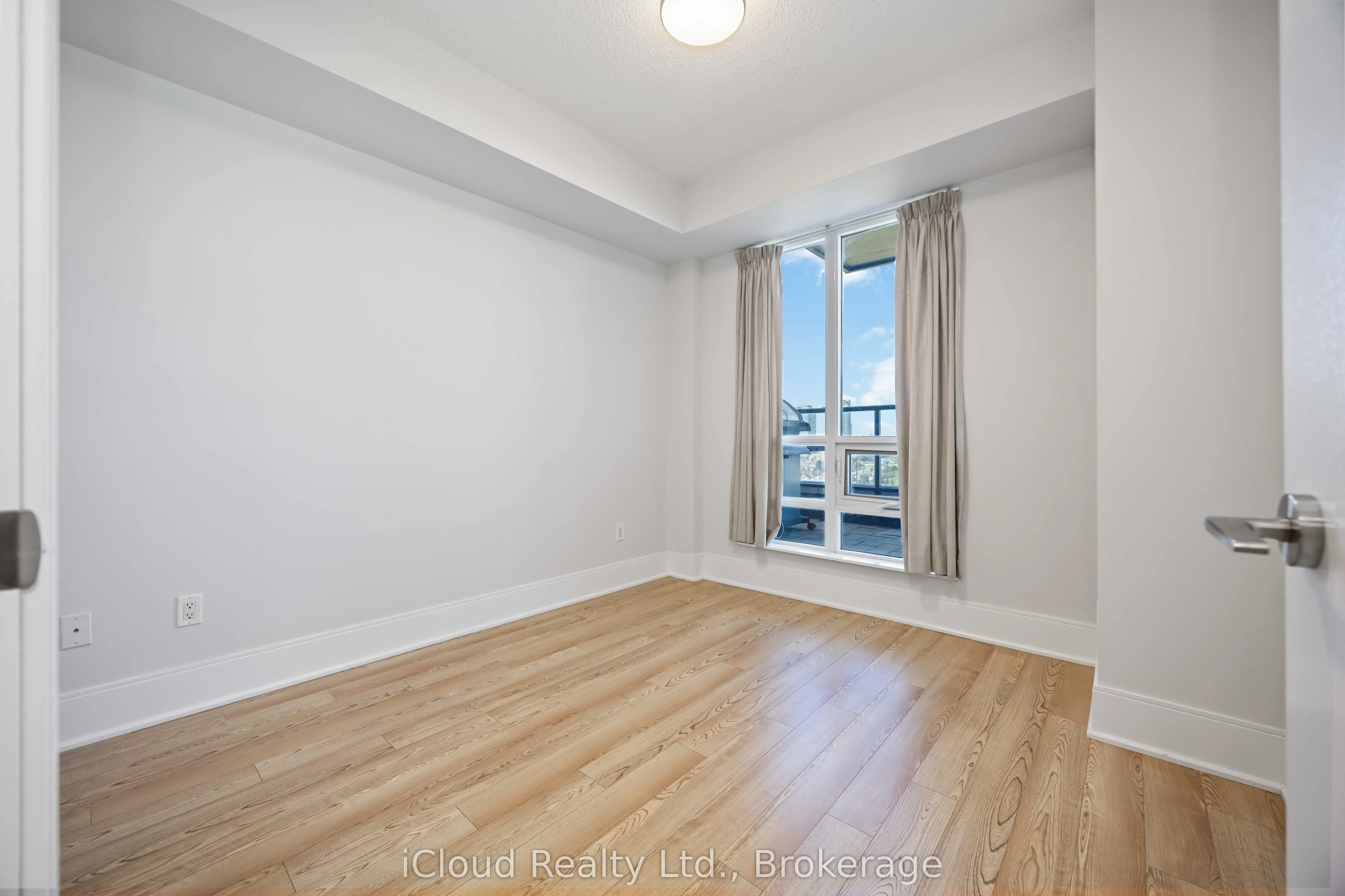 181 Wynford Drive, #1005