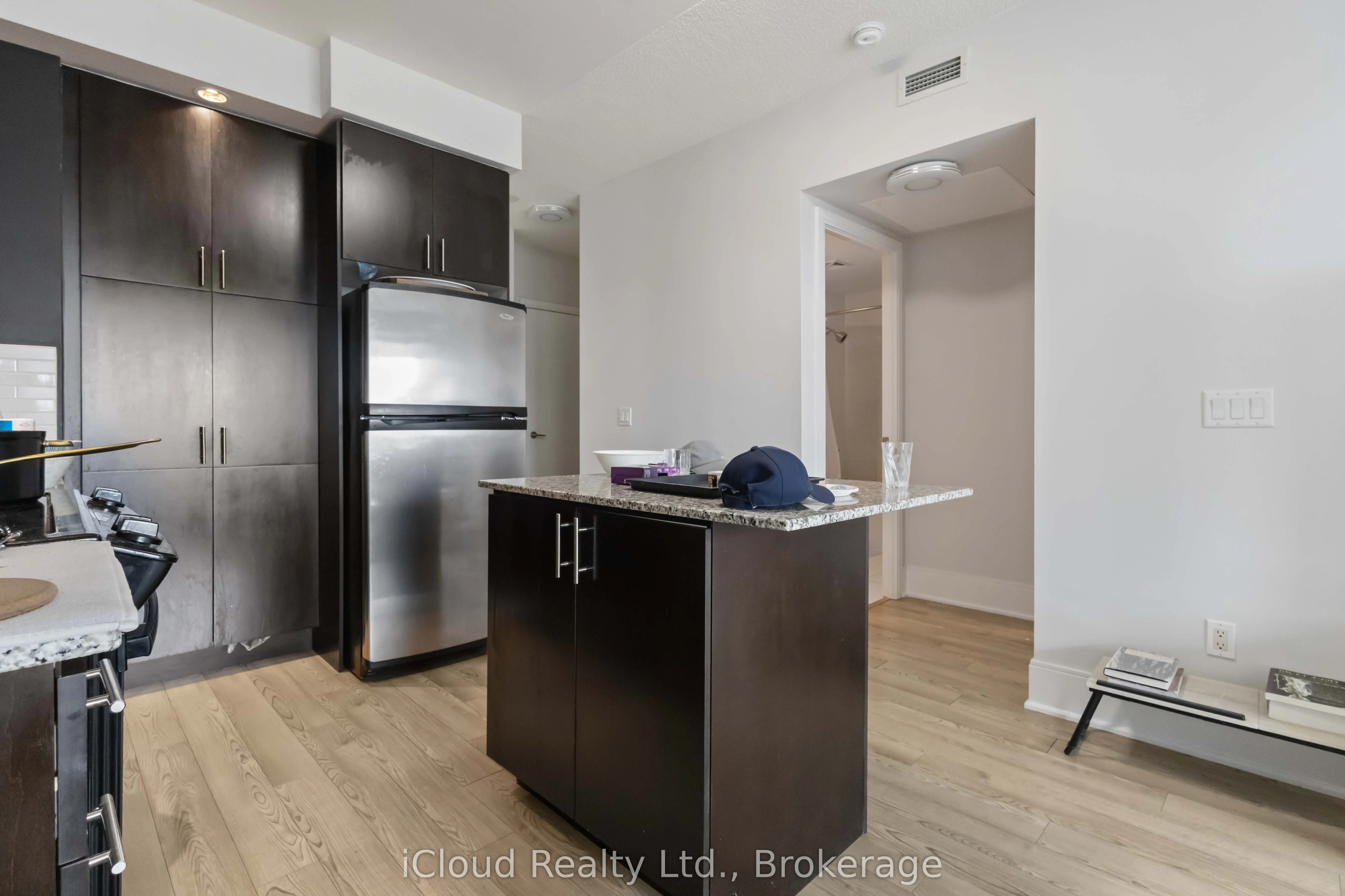 181 Wynford Drive, #1005