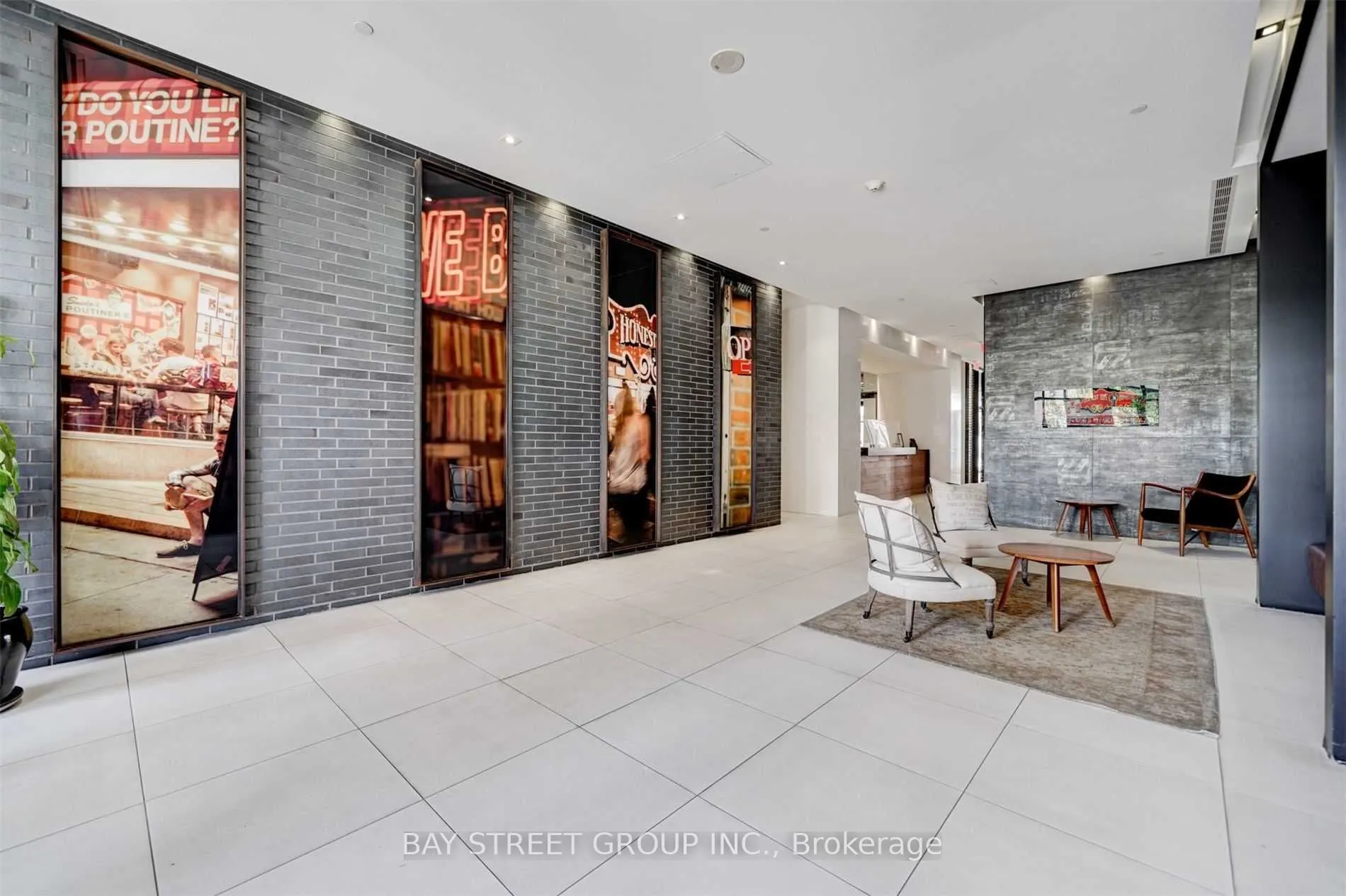 783 Bathurst Street, #812