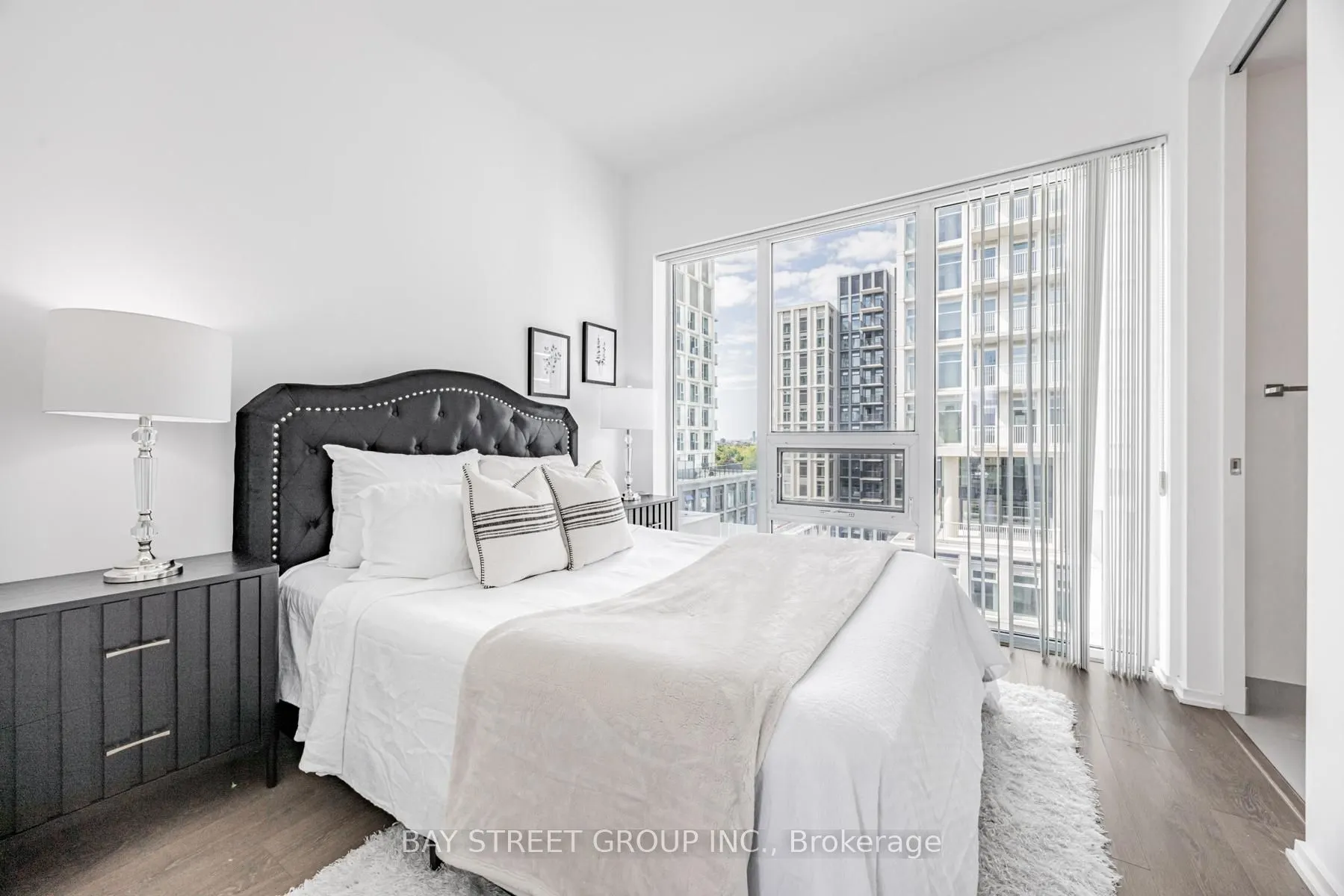 783 Bathurst Street, #812
