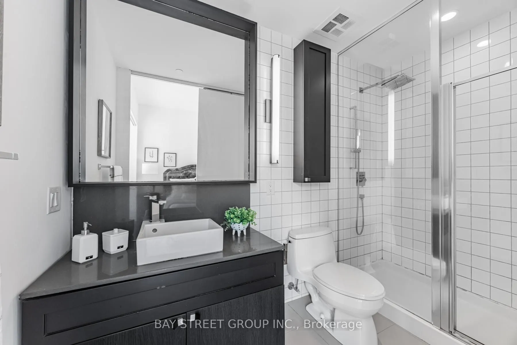 783 Bathurst Street, #812